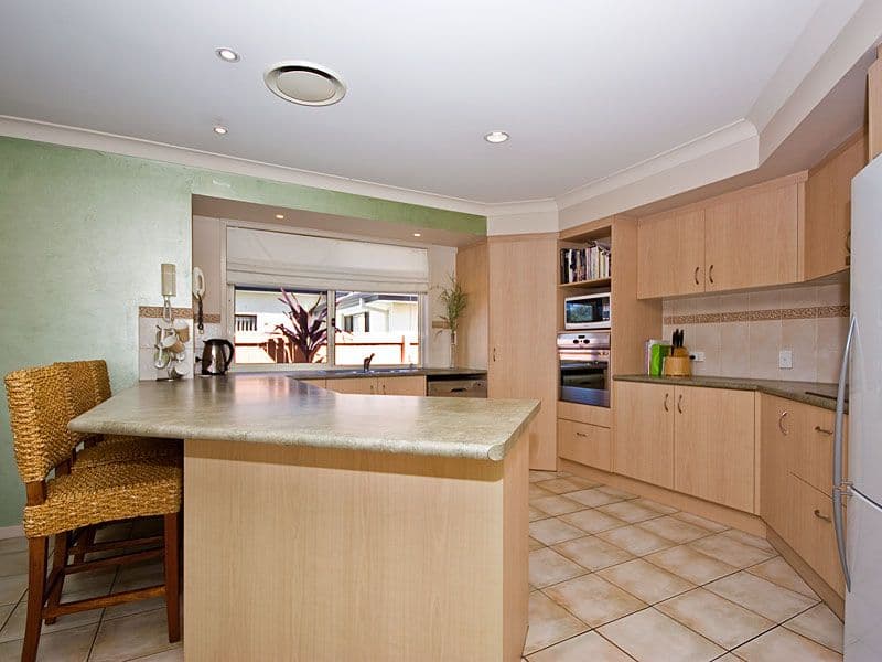 16 Ascot Avenue, FOREST LAKE QLD 4078, Forest Lake - Thumbnail 4