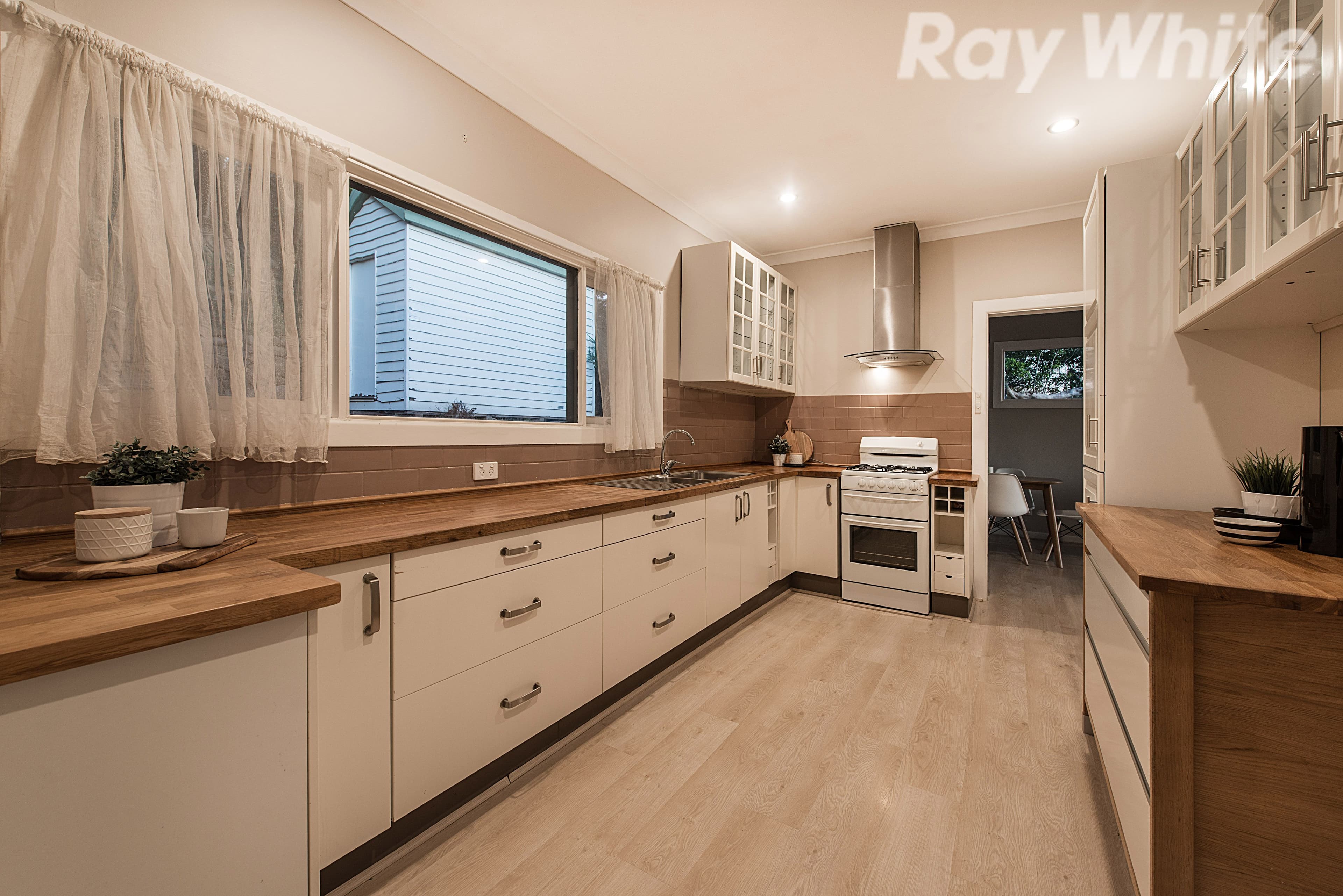 12 Olivette Avenue, Upper Ferntree Gully VIC 3156, Upper Ferntree Gully - Thumbnail 4