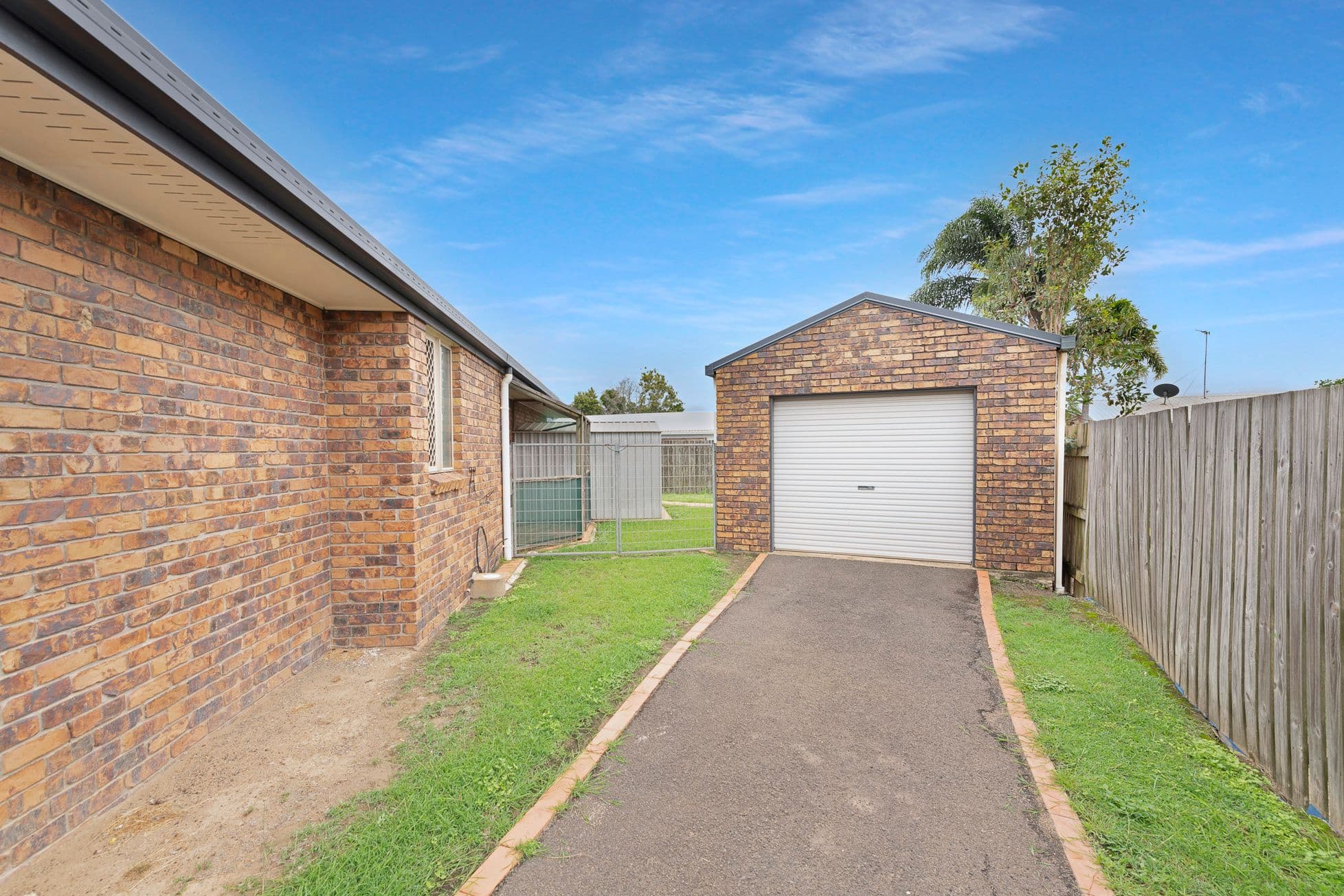 22 Ernie Pattison Drive, Avenell Heights QLD 4670, Avenell Heights - Thumbnail 4