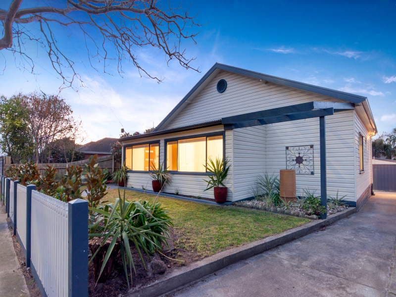 9 Coral Street, FRANKSTON VIC 3199, Frankston - Image 1