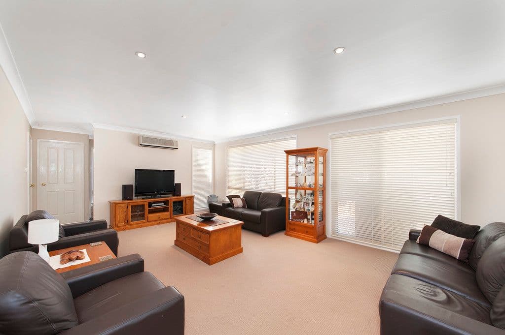 40 Doncaster Avenue, CASULA NSW 2170, Casula - Thumbnail 4