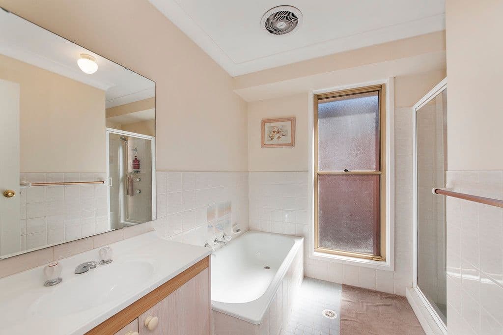 40 Doncaster Avenue, CASULA NSW 2170, Casula - Thumbnail 7