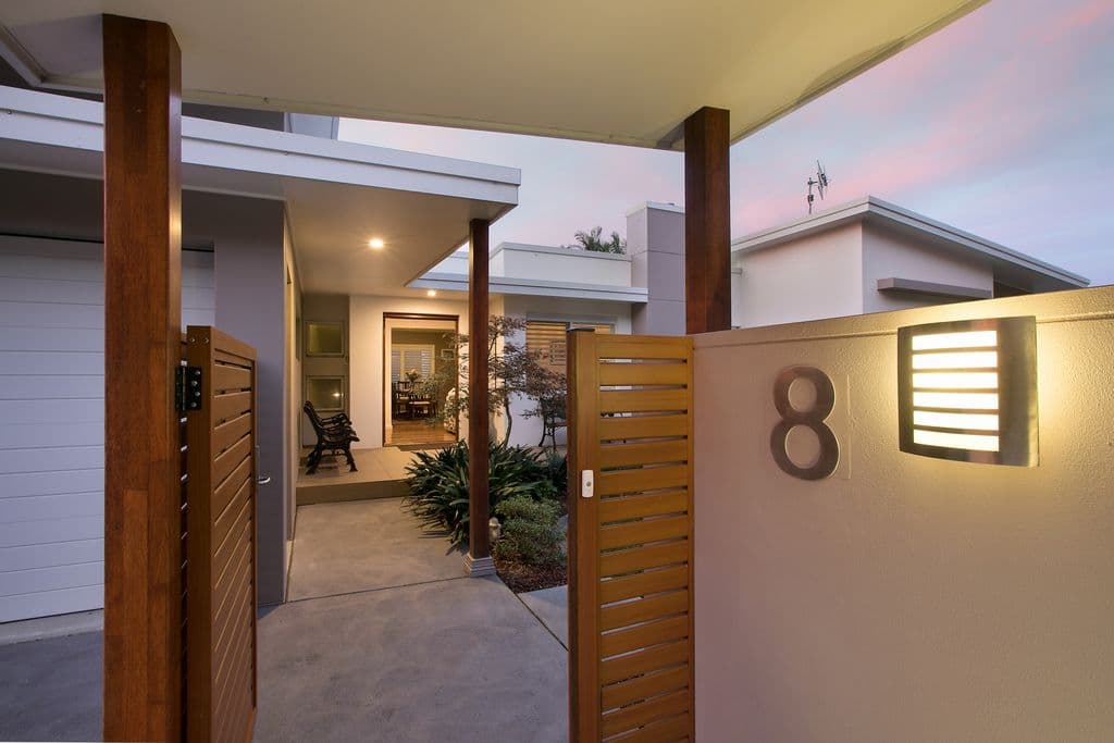8 Parkside Avenue, Mascot - Thumbnail 2