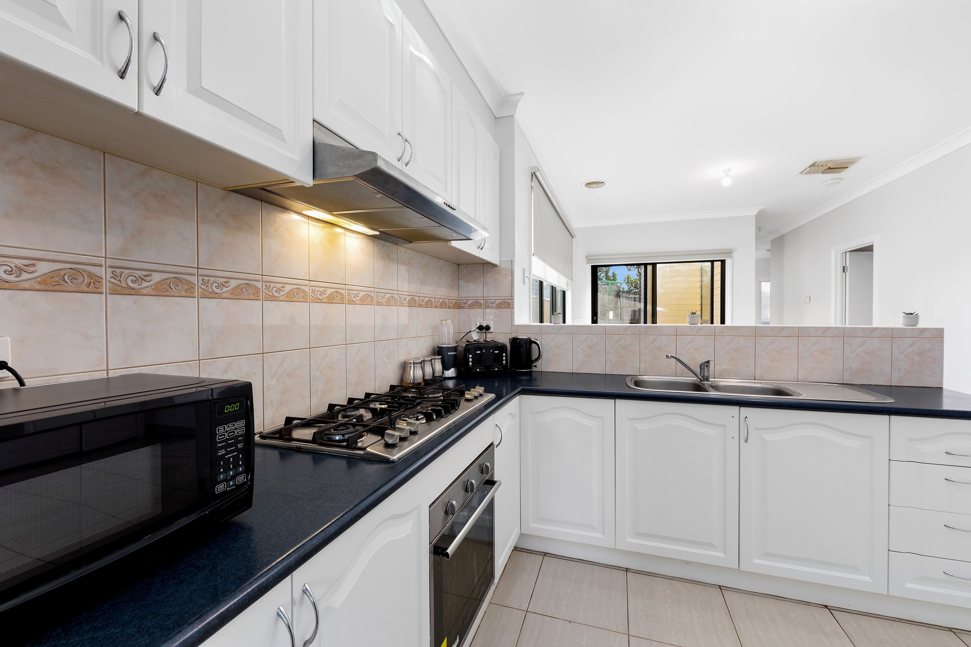 13 St Vincent Way, Caroline Springs VIC 3023, Caroline Springs - Thumbnail 4