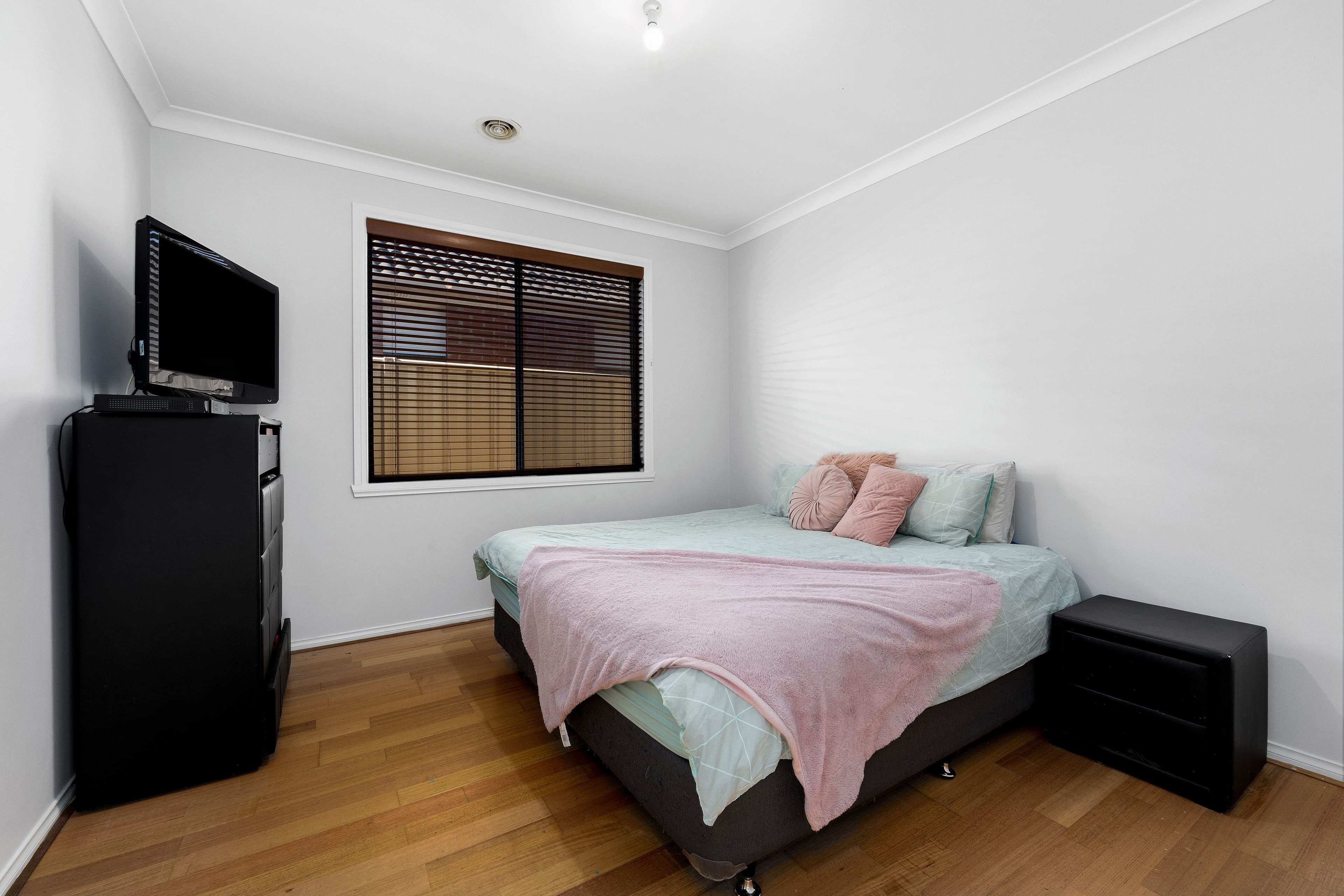 13 St Vincent Way, Caroline Springs VIC 3023, Caroline Springs - Thumbnail 7