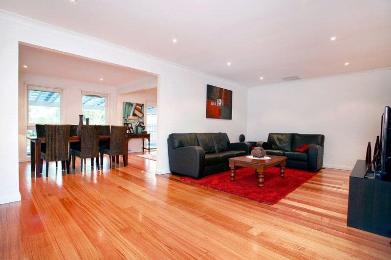 20 Beresford Close, DONCASTER EAST VIC 3109, Doncaster East - Thumbnail 2