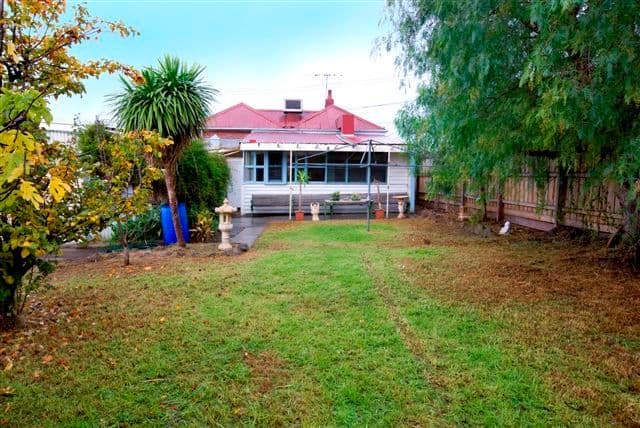 12 Ballantyne Street, THORNBURY VIC 3071, Thornbury - Thumbnail 2