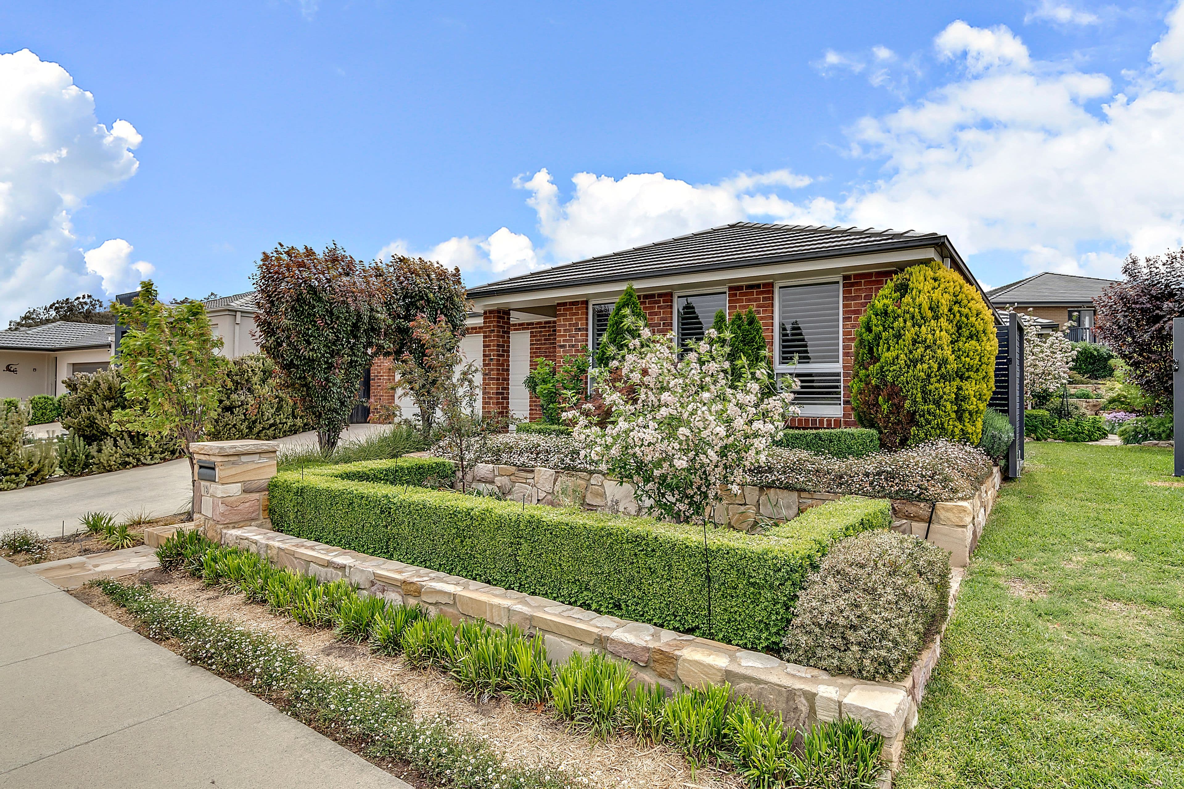 73 Overall Avenue, Casey ACT 2913, Casey - Thumbnail 2