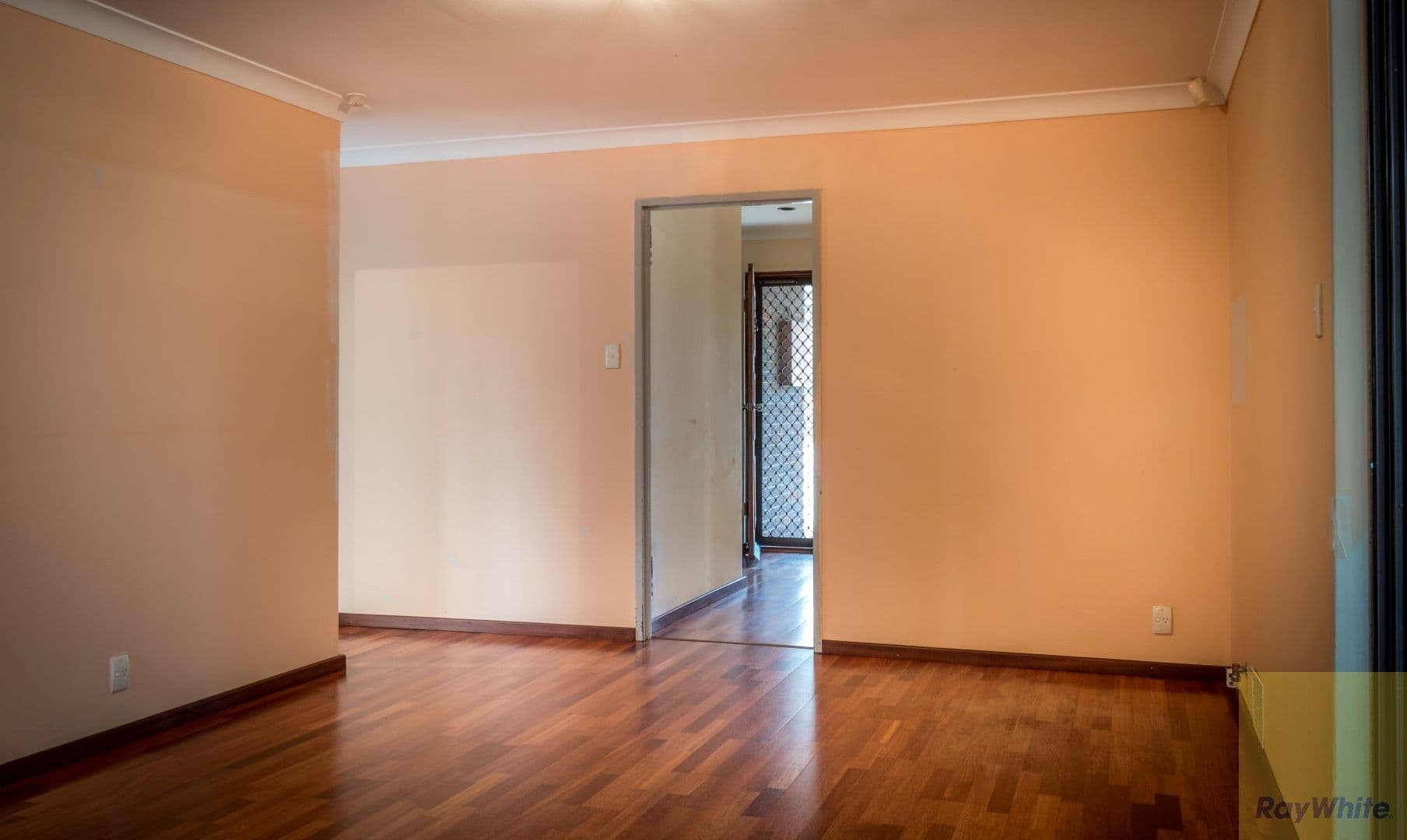 19 Tuppen Street, Yarraville - Thumbnail 4