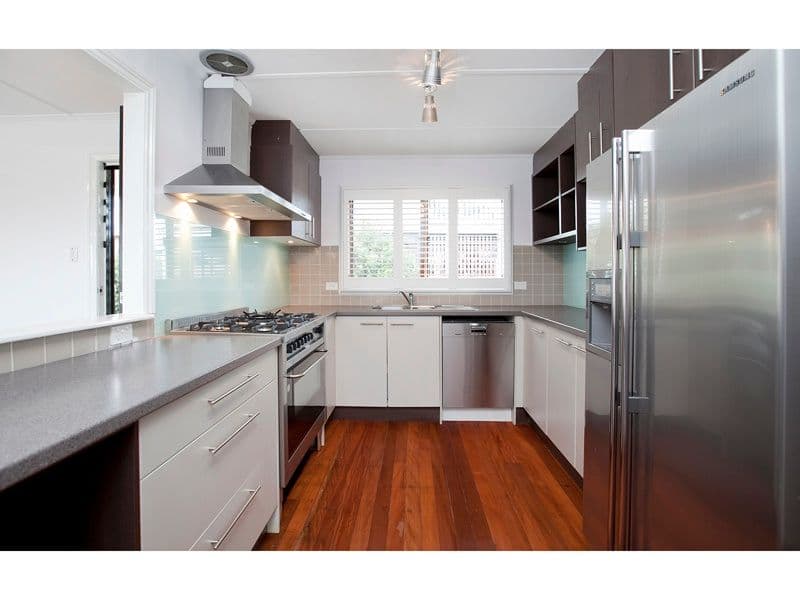 35  Rodney Street, WYNNUM WEST QLD 4178, Wynnum West - Thumbnail 6