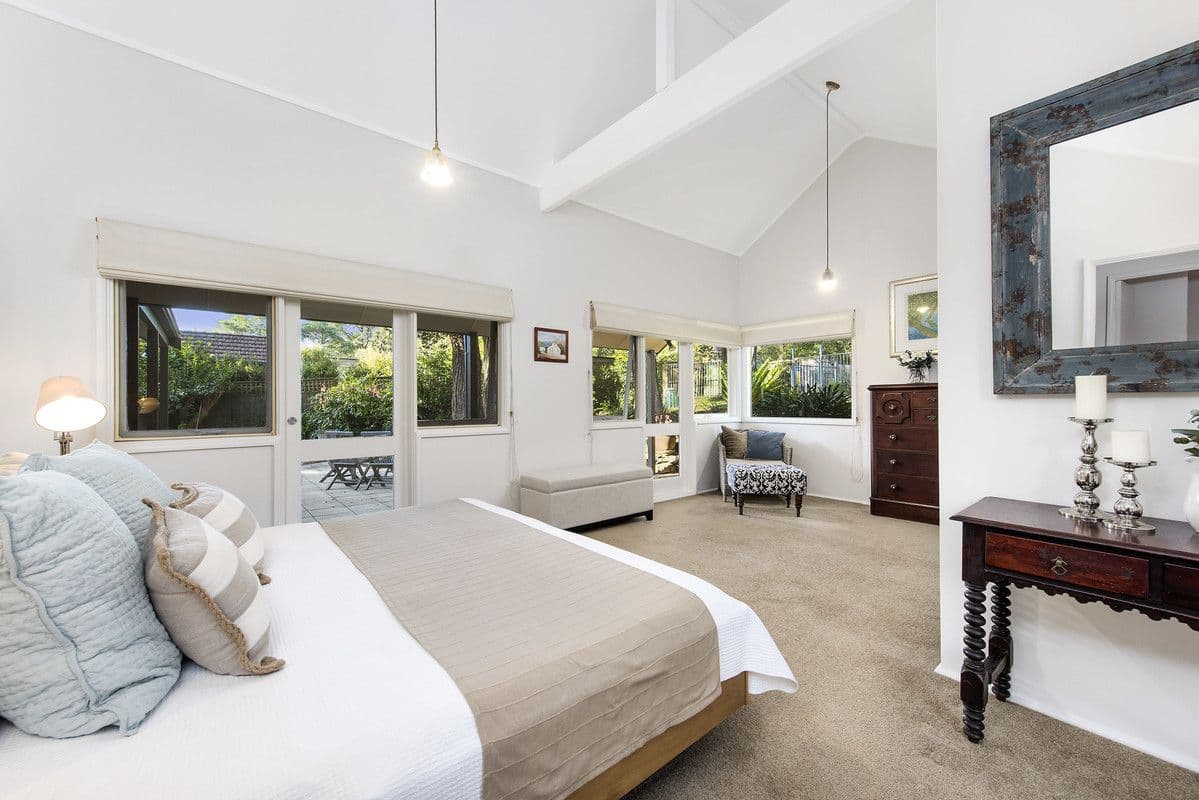 13 Hinkler Street, Greenwich - Thumbnail 4