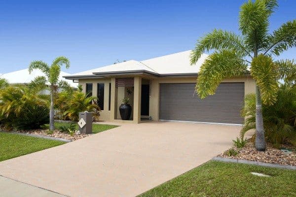 4 Polmaise Close, BURDELL QLD 4818, Burdell - Image 1