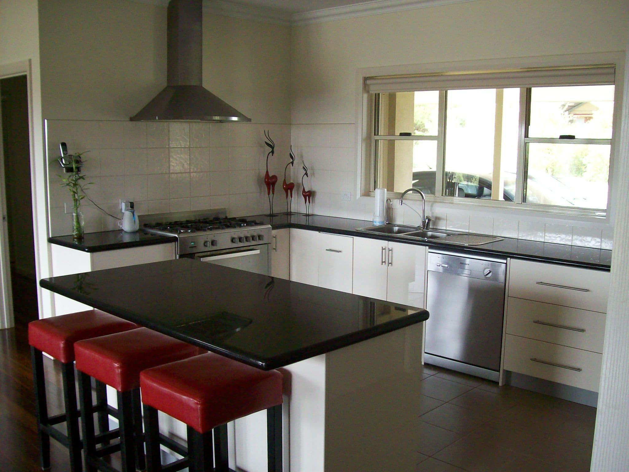 23 Paynes Road, HAMILTON VIC 3300, Hamilton - Thumbnail 4