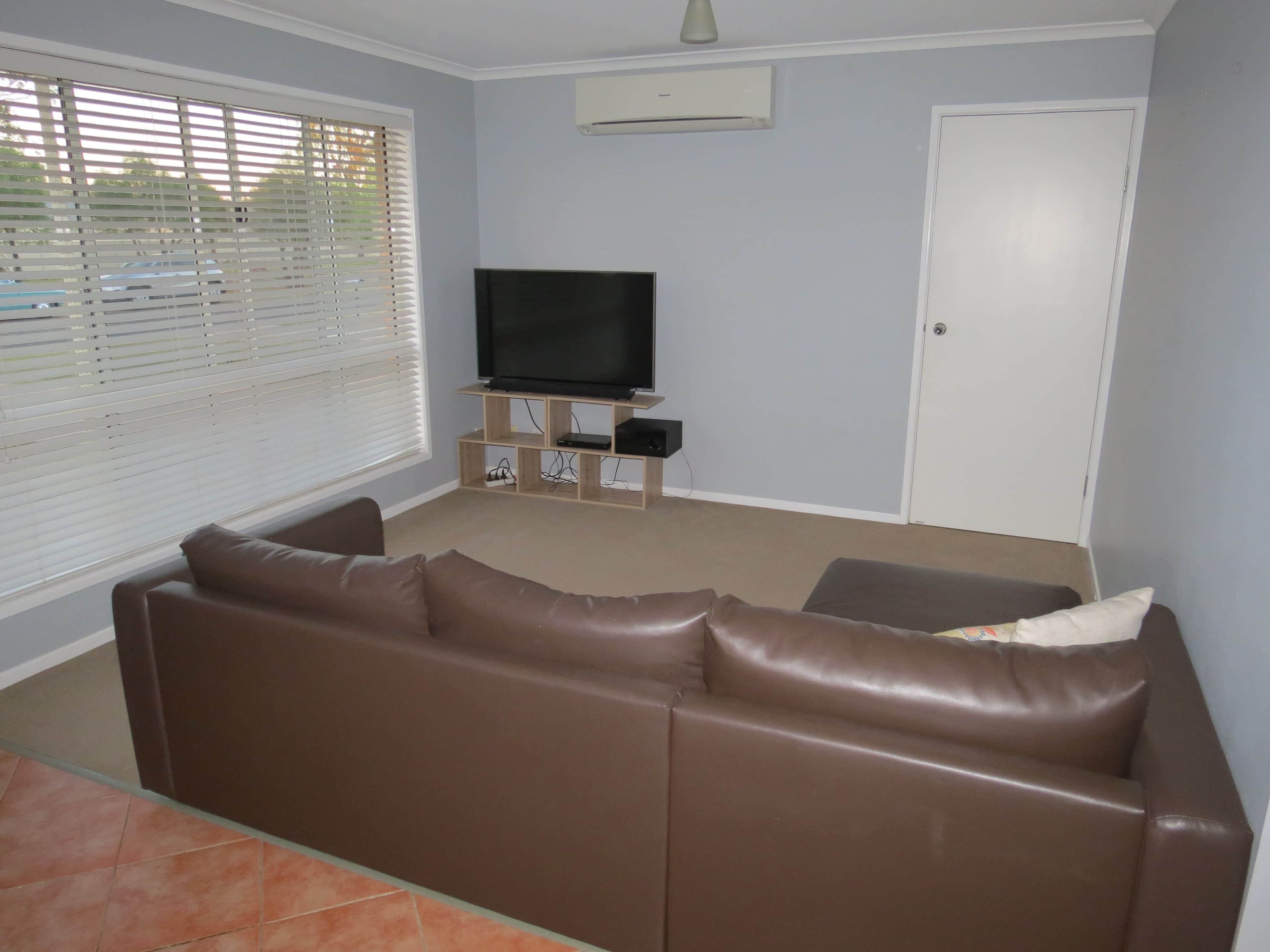 86 Braeside Road, Emerald QLD 4720, Emerald - Thumbnail 4