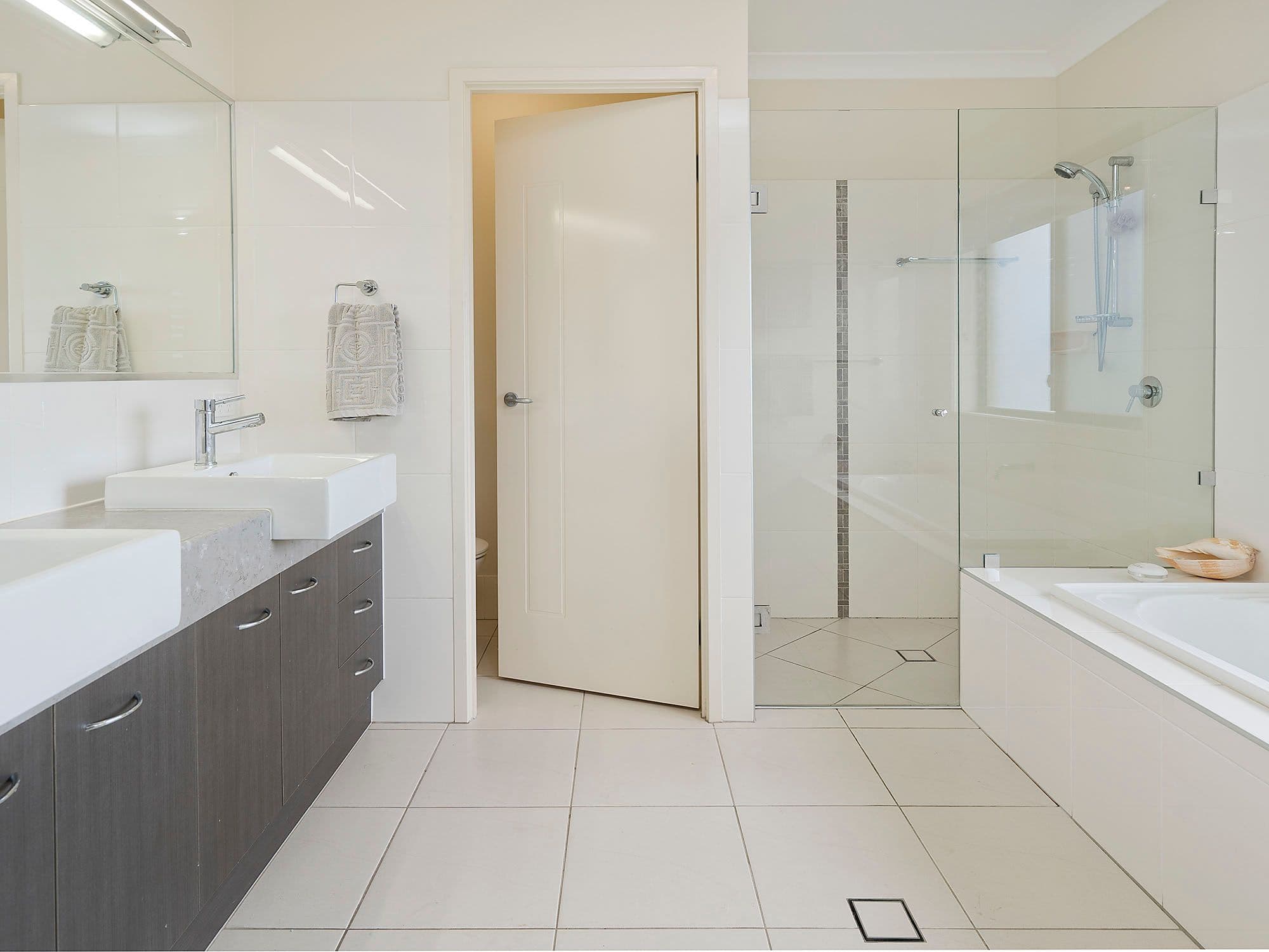 16 Ascot Crescent, Samford Valley QLD 4520, Samford Valley - Thumbnail 6