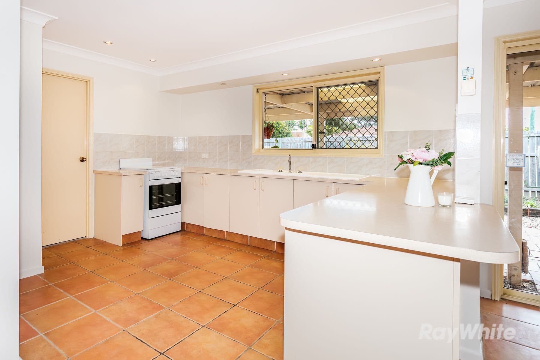 106 Barossa Street, Kingston QLD 4114, Kingston - Thumbnail 3