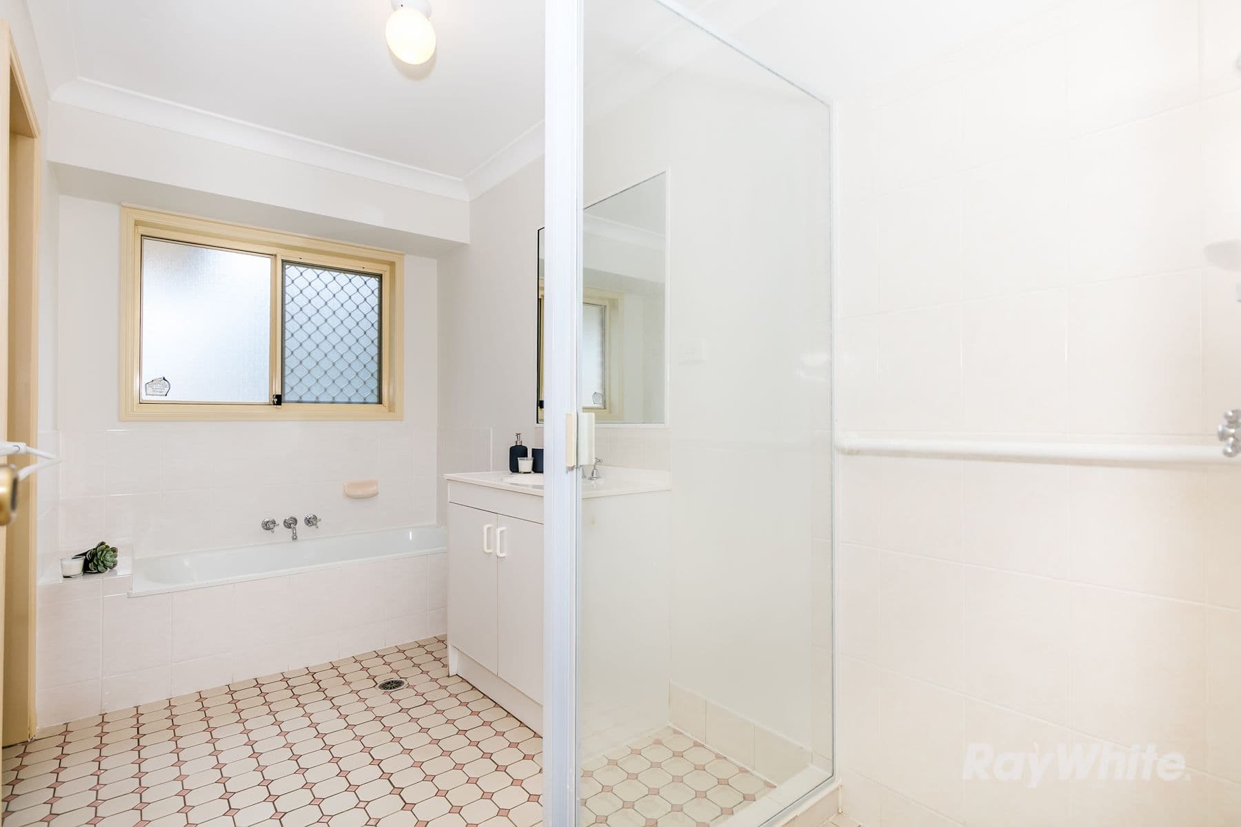 106 Barossa Street, Kingston QLD 4114, Kingston - Thumbnail 4