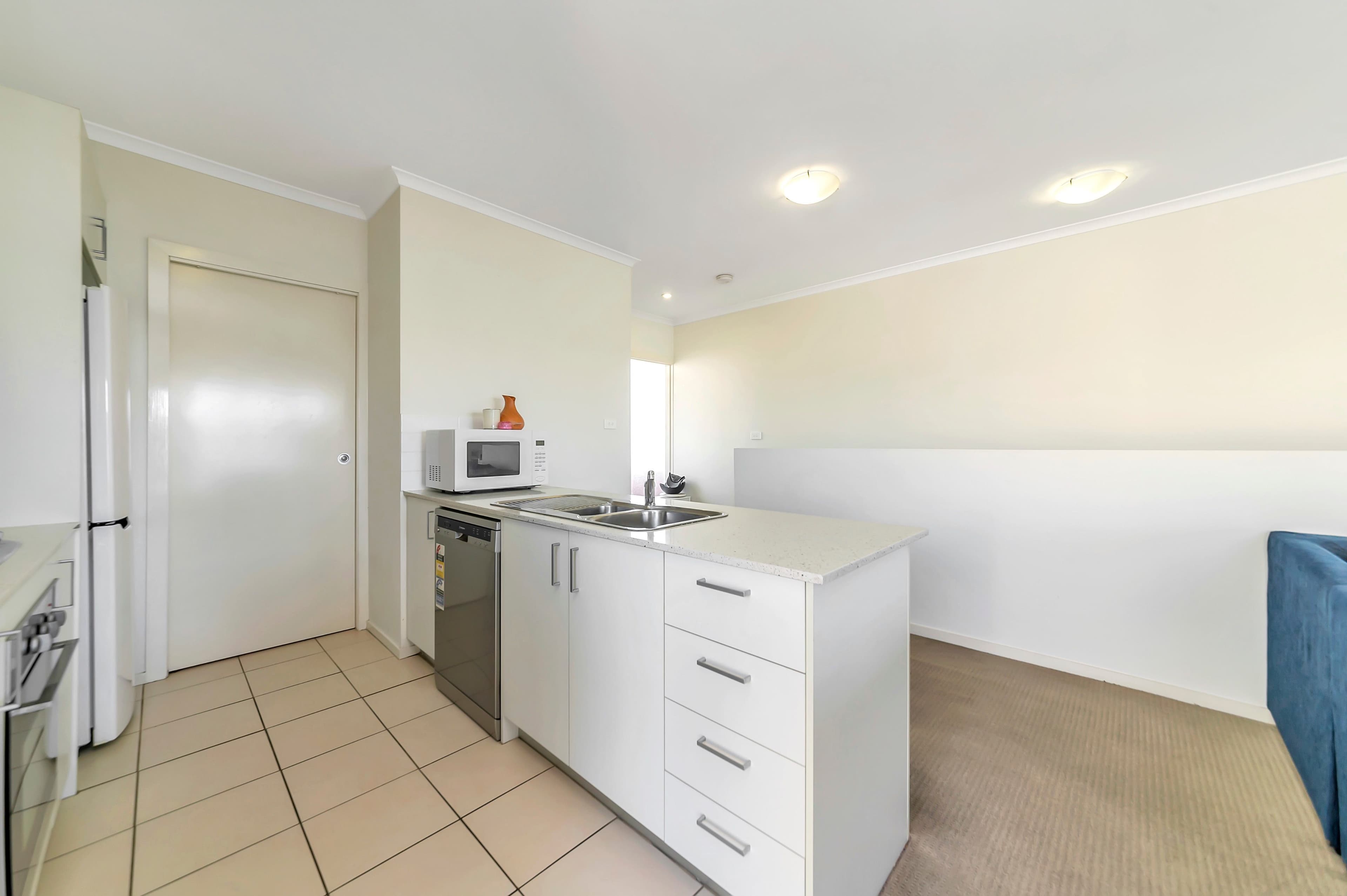 4 Ross Road, Queanbeyan NSW 2620, Queanbeyan - Thumbnail 5