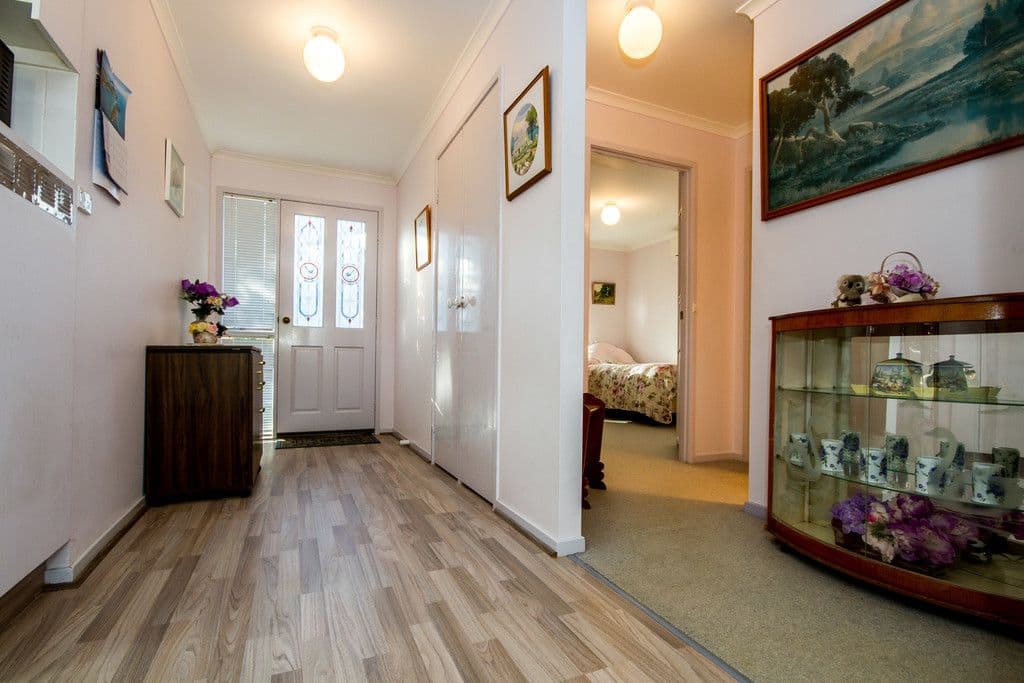 2 Mountview Crescent, Gatton QLD 4343, Gatton - Thumbnail 3