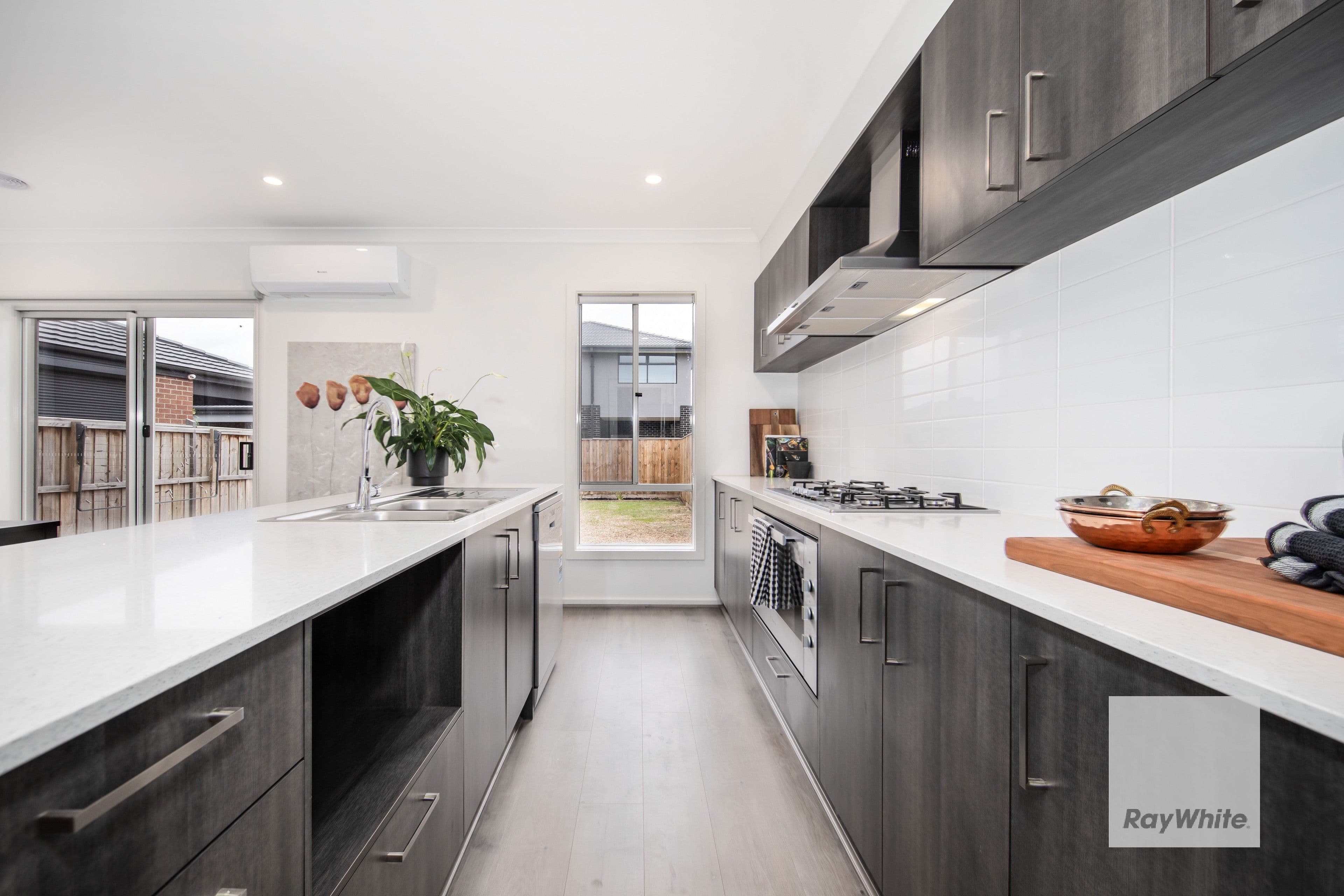 9 Opera Boulevard, BONNIE BROOK VIC 3335, Bonnie Brook - Thumbnail 4