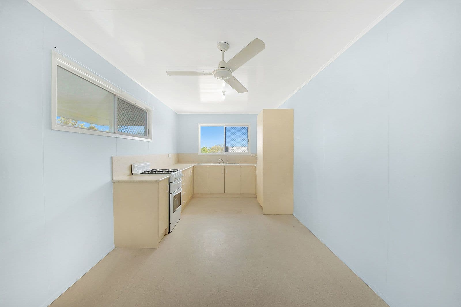 17 Whiting Street, Toolooa QLD 4680, Toolooa - Thumbnail 3