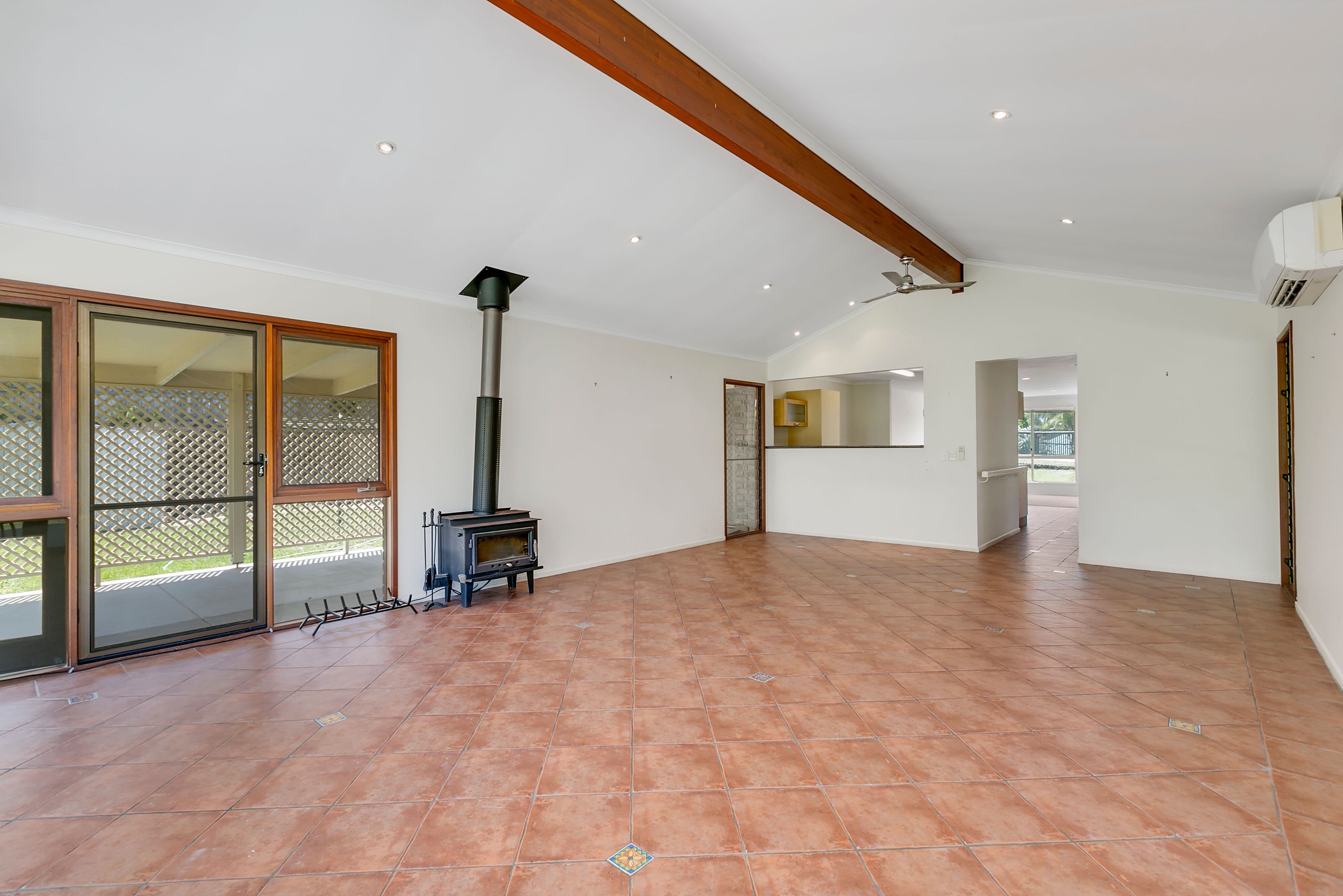 6 Paperbark Court, Parkwood QLD 4214, Parkwood - Thumbnail 6