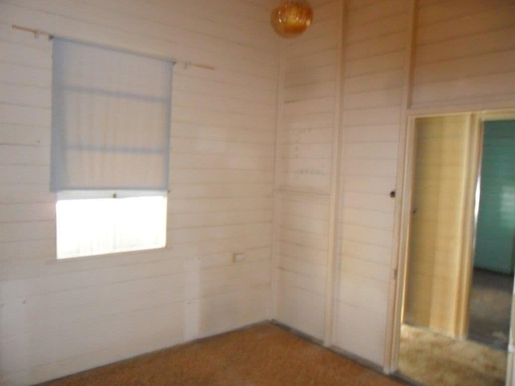 123 Derby Street, Allenstown QLD 4700, Allenstown - Thumbnail 6
