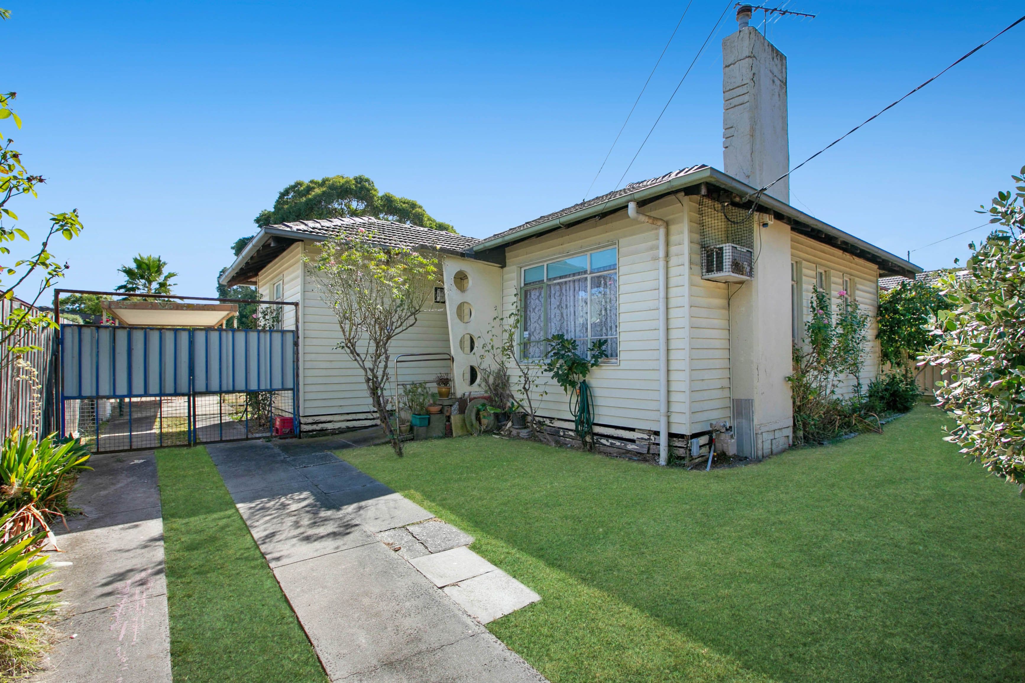 30 Kirby Street, Reservoir VIC 3073, Reservoir - Thumbnail 2