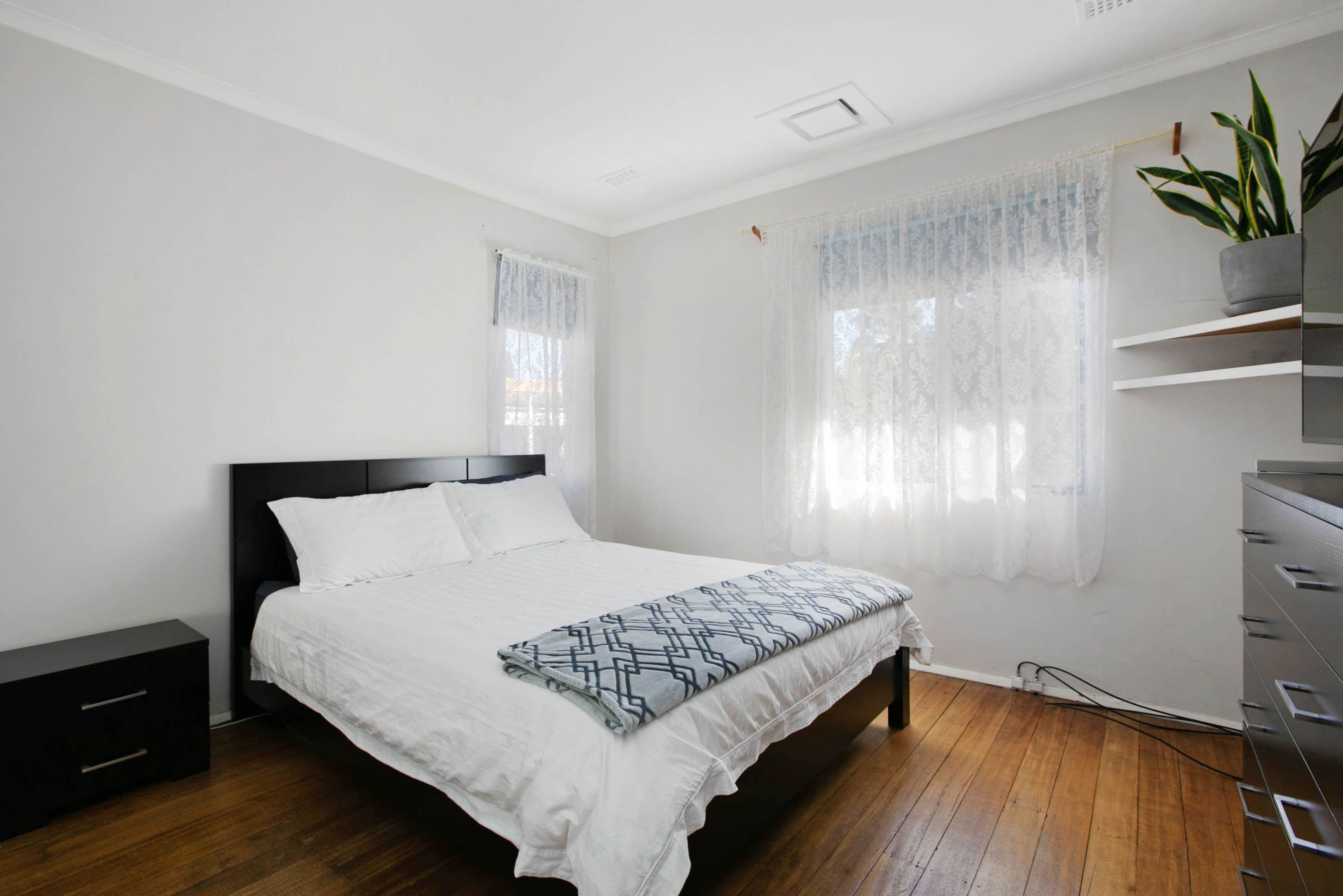 30 Kirby Street, Reservoir VIC 3073, Reservoir - Thumbnail 6