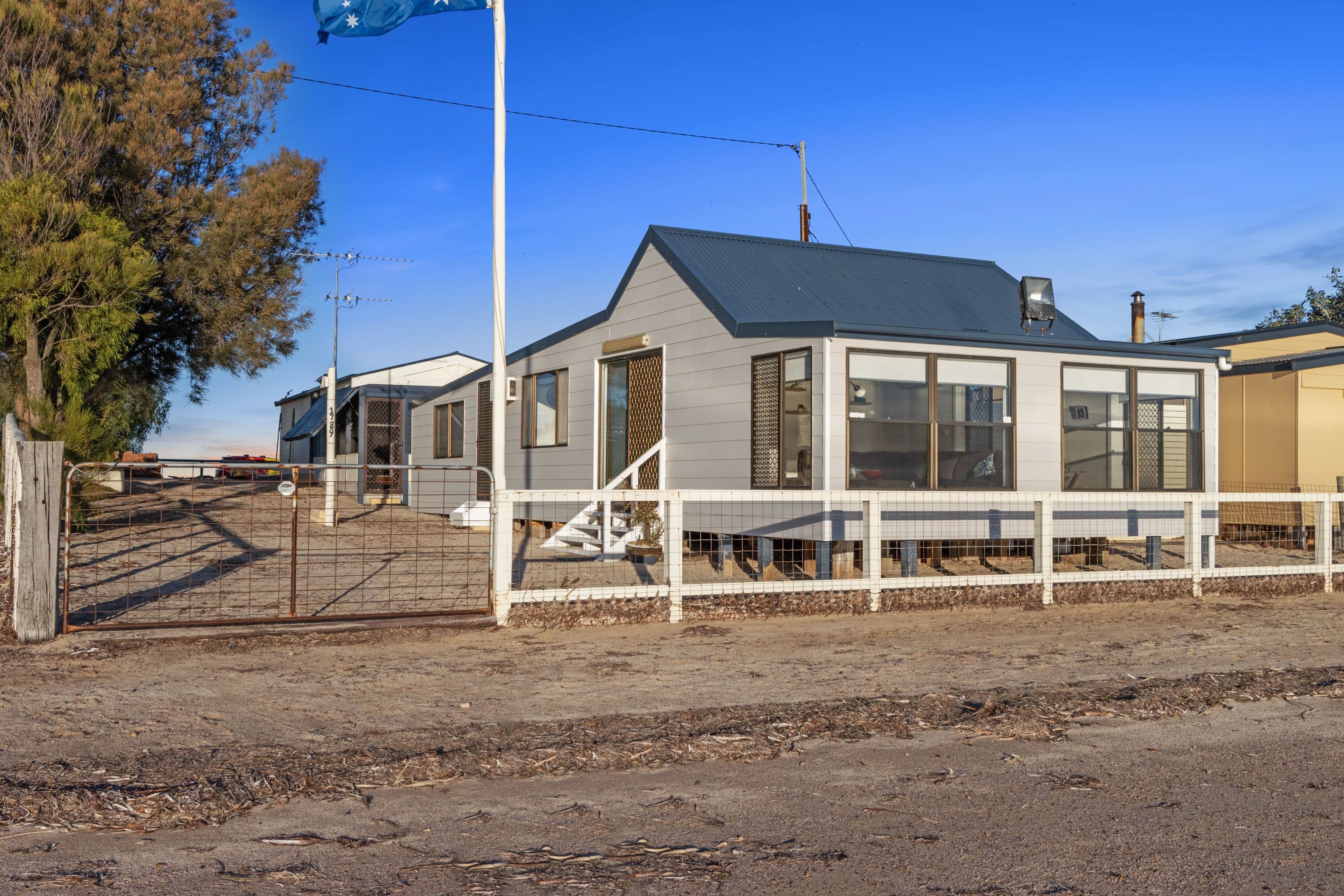 Lot 1789 The Esplanade, Middle Beach SA 5501, Middle Beach - Thumbnail 2
