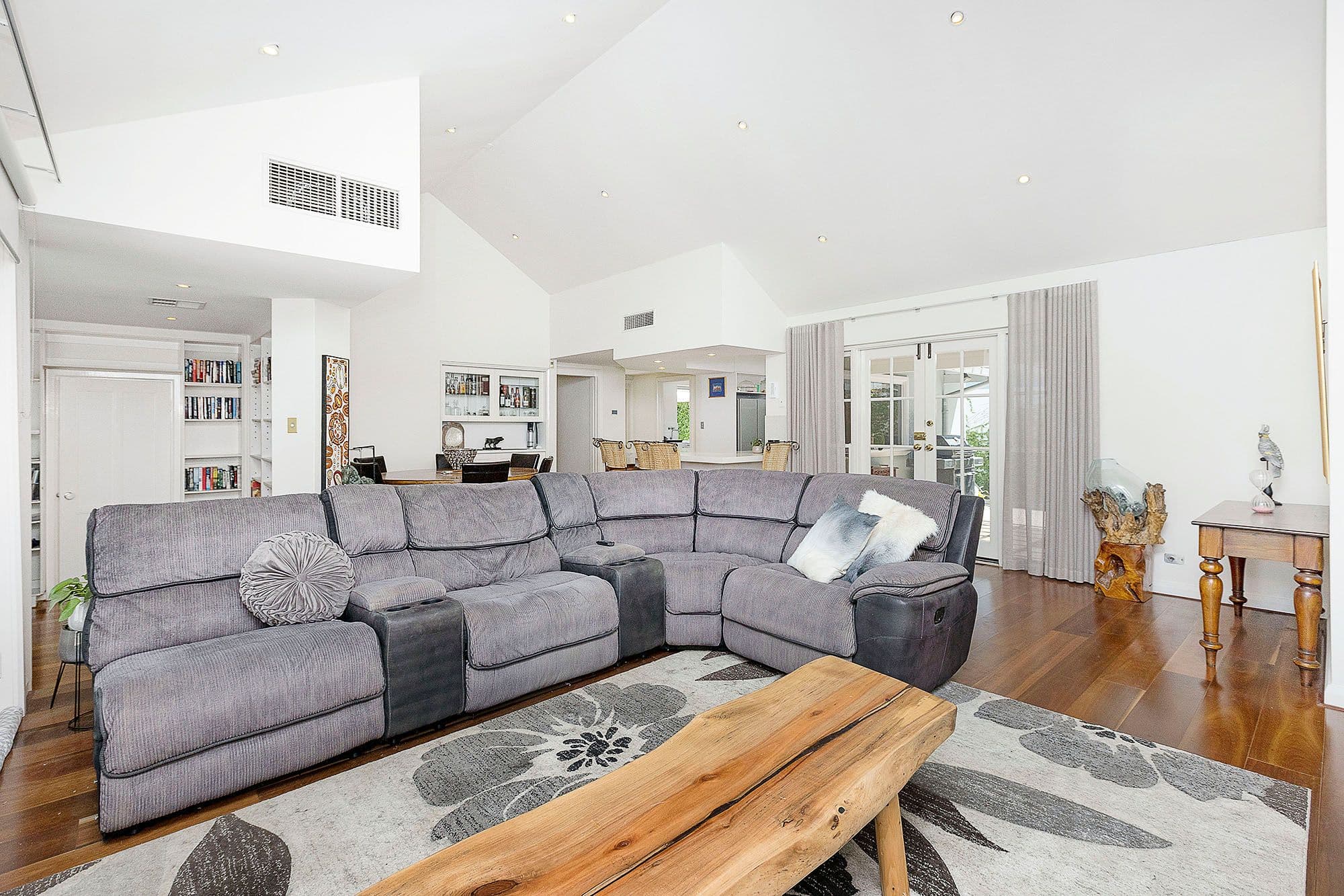 36 Bay Road, Claremont WA 6010, Claremont - Thumbnail 3