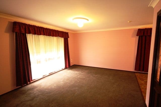 16 Moffat Place, Minto NSW 2566, Minto - Thumbnail 2