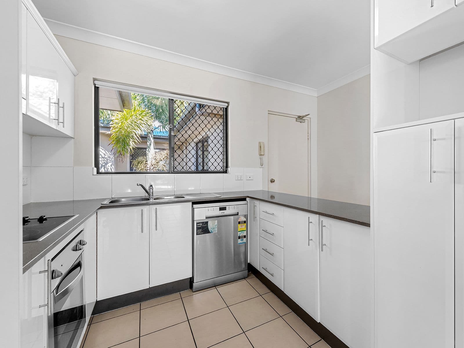 56 Wallace Street, Chermside QLD 4032, Chermside - Thumbnail 3