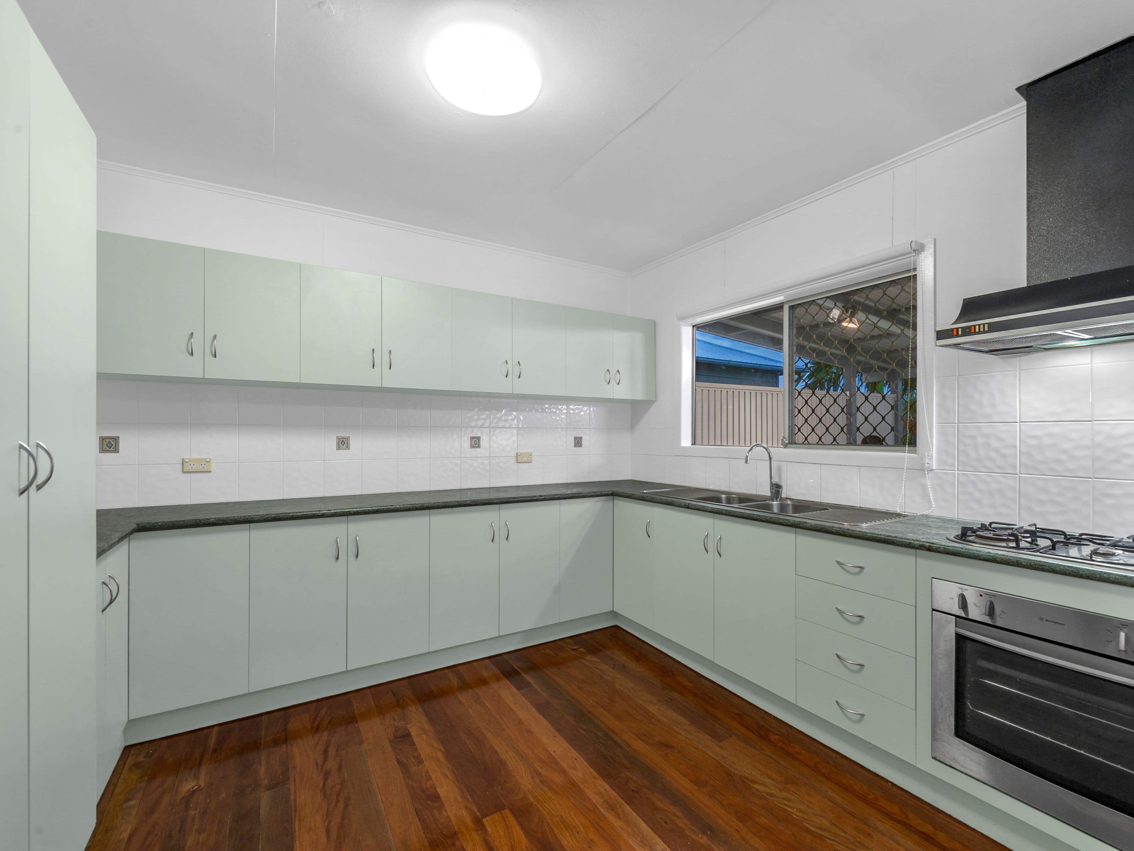 18 Gertrude Street, Highgate Hill QLD 4101, Highgate Hill - Thumbnail 4