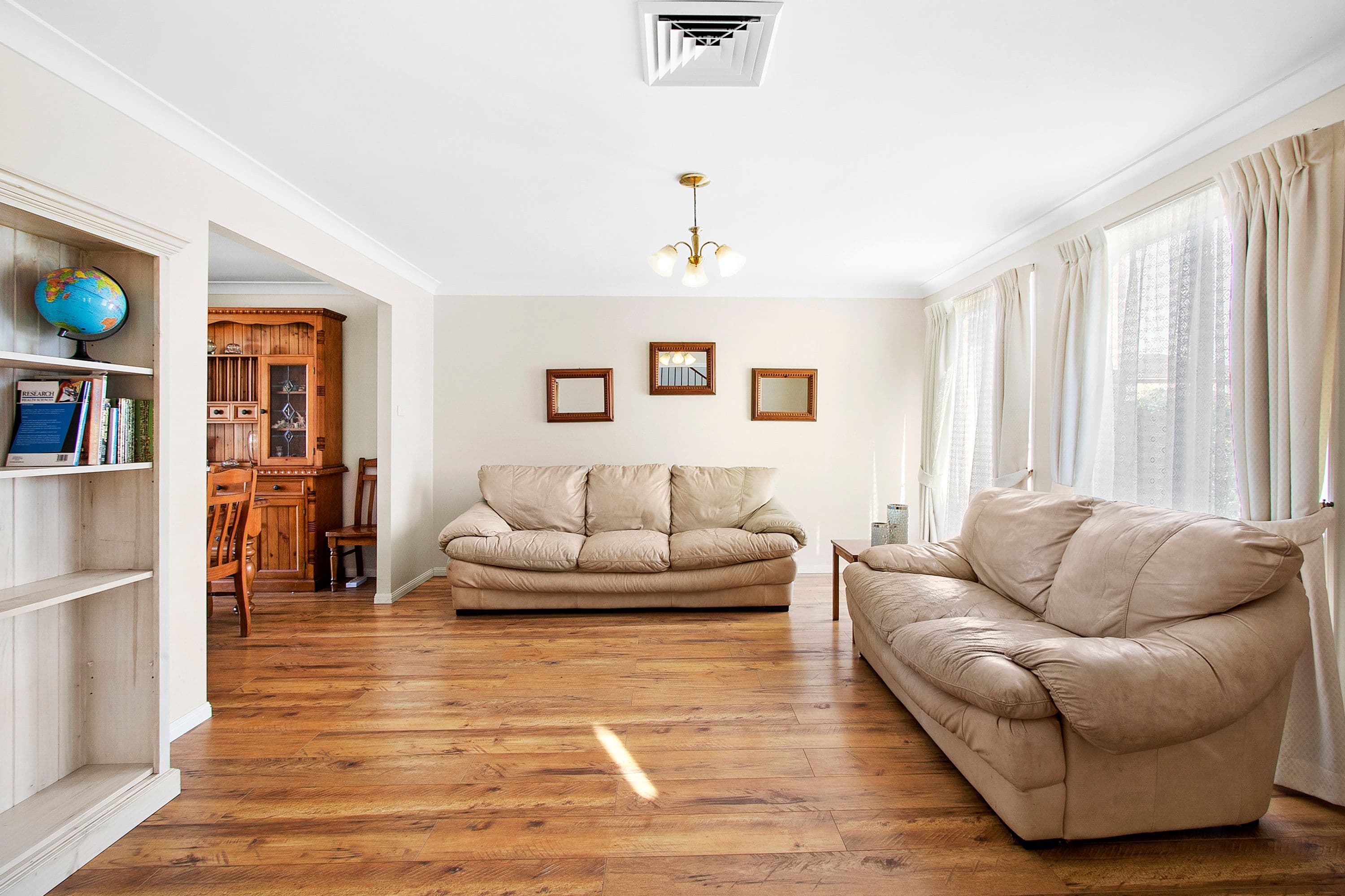 37 Ivy Avenue, McGraths Hill - Thumbnail 3