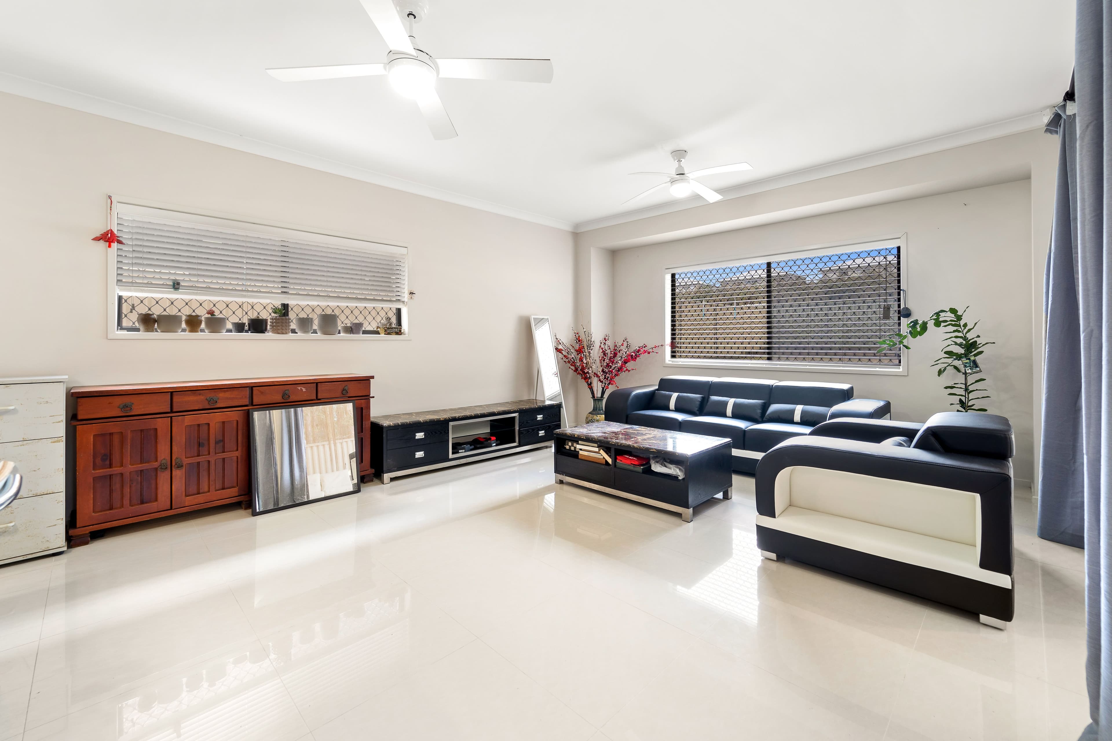 28 Anook Avenue, Browns Plains QLD 4118, Browns Plains - Thumbnail 4