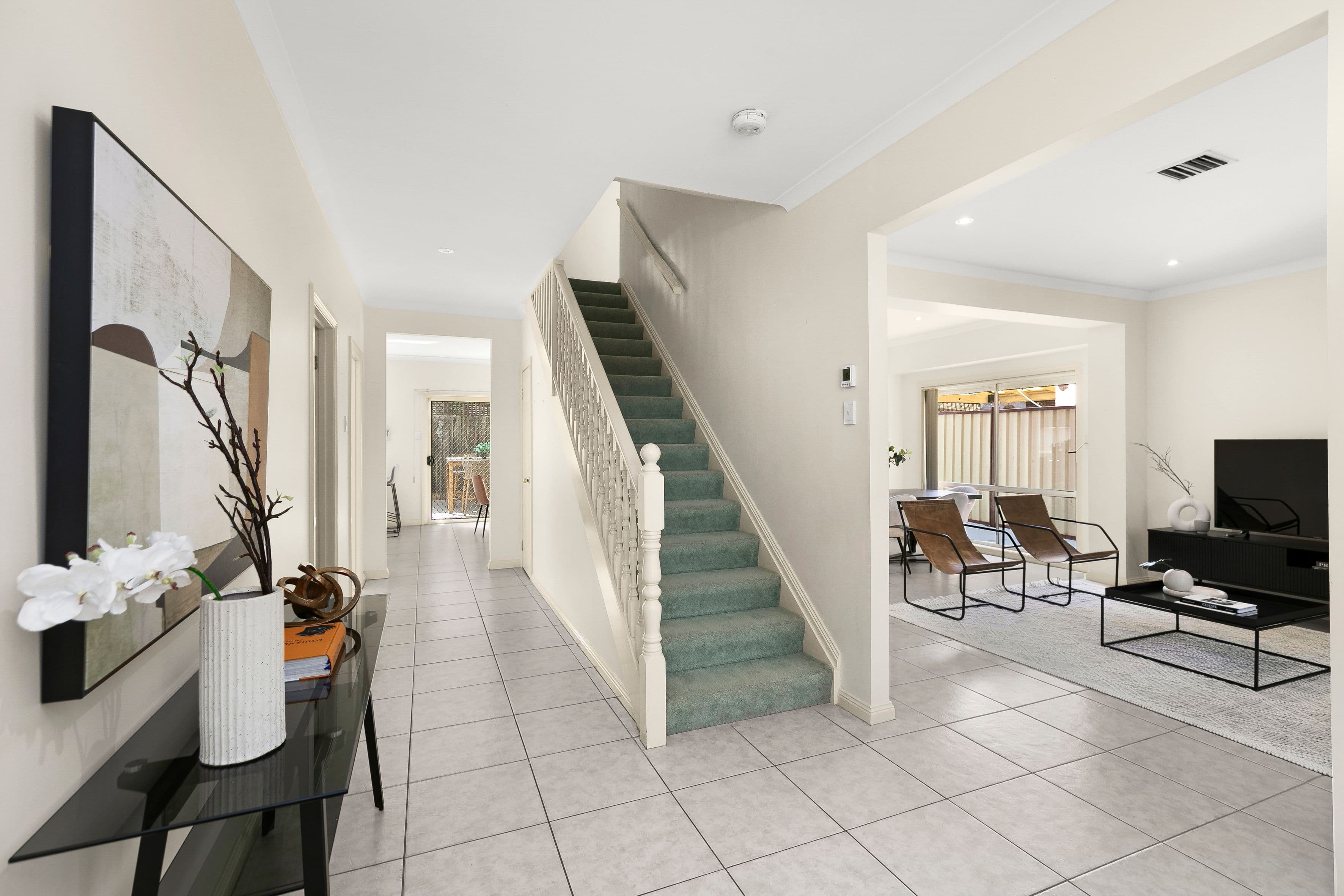 32 Fleetwood Drive, Greenvale VIC 3059, Greenvale - Thumbnail 2