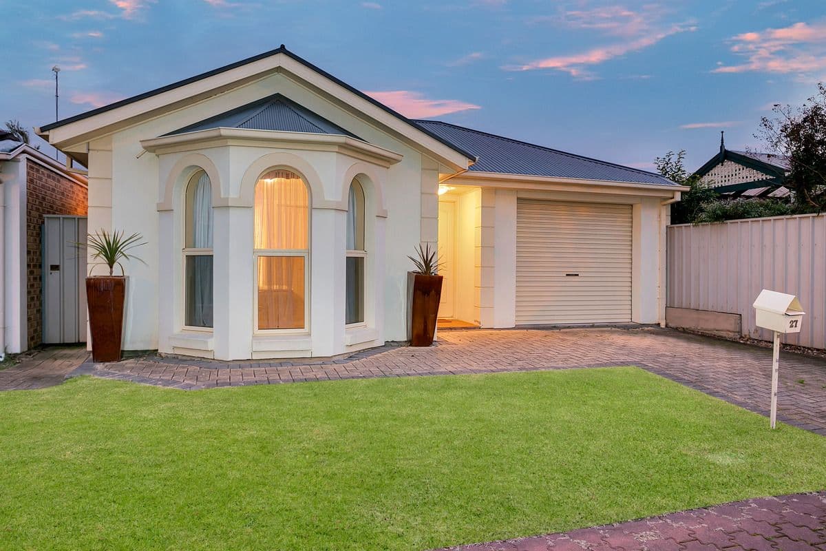 27 Hampton Drive, Oakden SA 5086, Oakden - Image 1