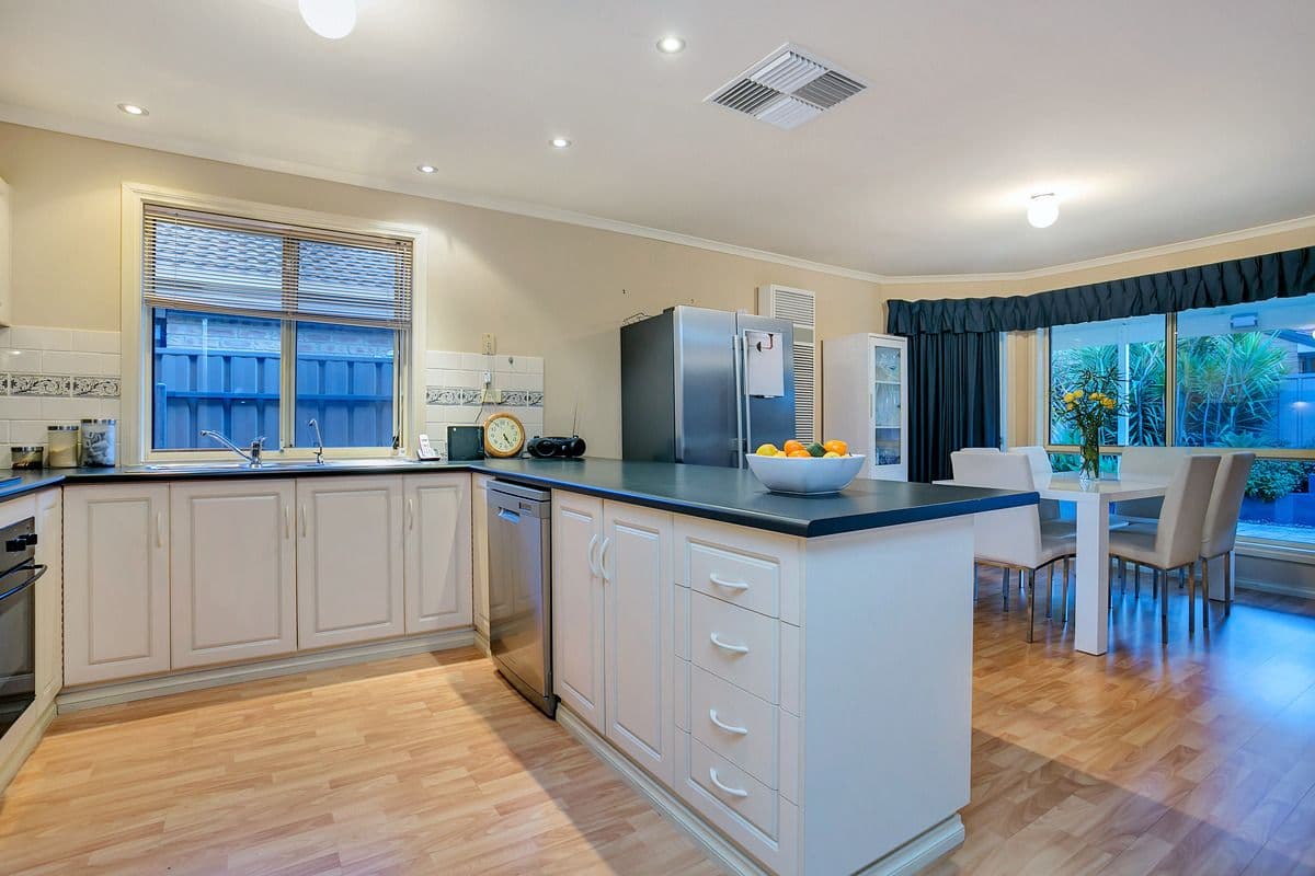 27 Hampton Drive, Oakden SA 5086, Oakden - Thumbnail 4