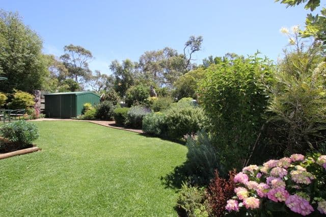 10 Blue Gum Court, COWES VIC 3922, Cowes - Thumbnail 3