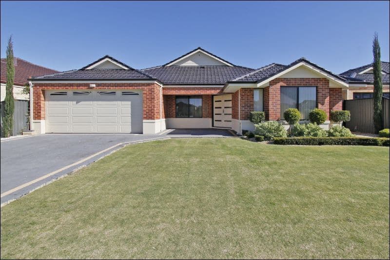16 Tarradee Circuit, THORNLIE WA 6108, Thornlie - Image 1