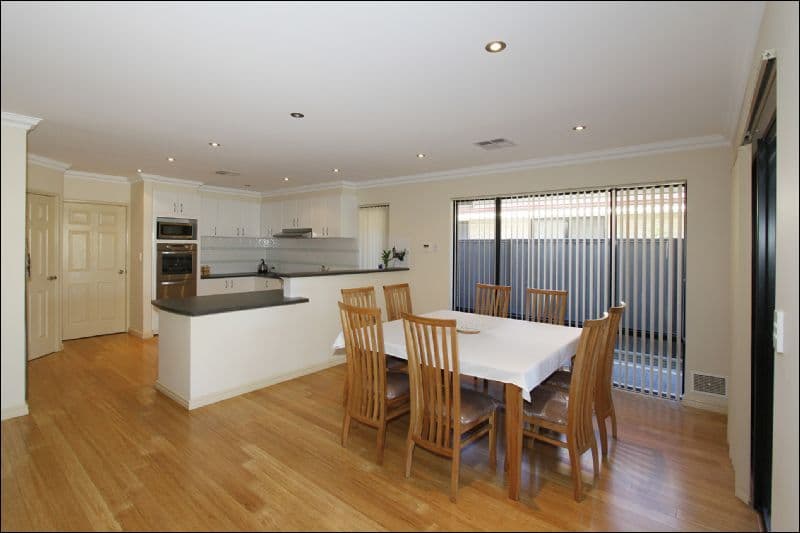 16 Tarradee Circuit, THORNLIE WA 6108, Thornlie - Thumbnail 3