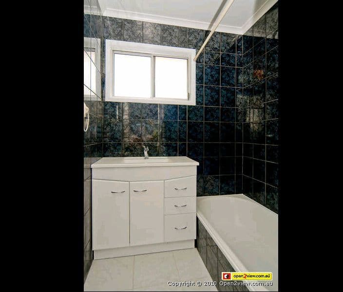 15 Aldinga Street, REDBANK PLAINS QLD 4301, Redbank Plains - Thumbnail 8