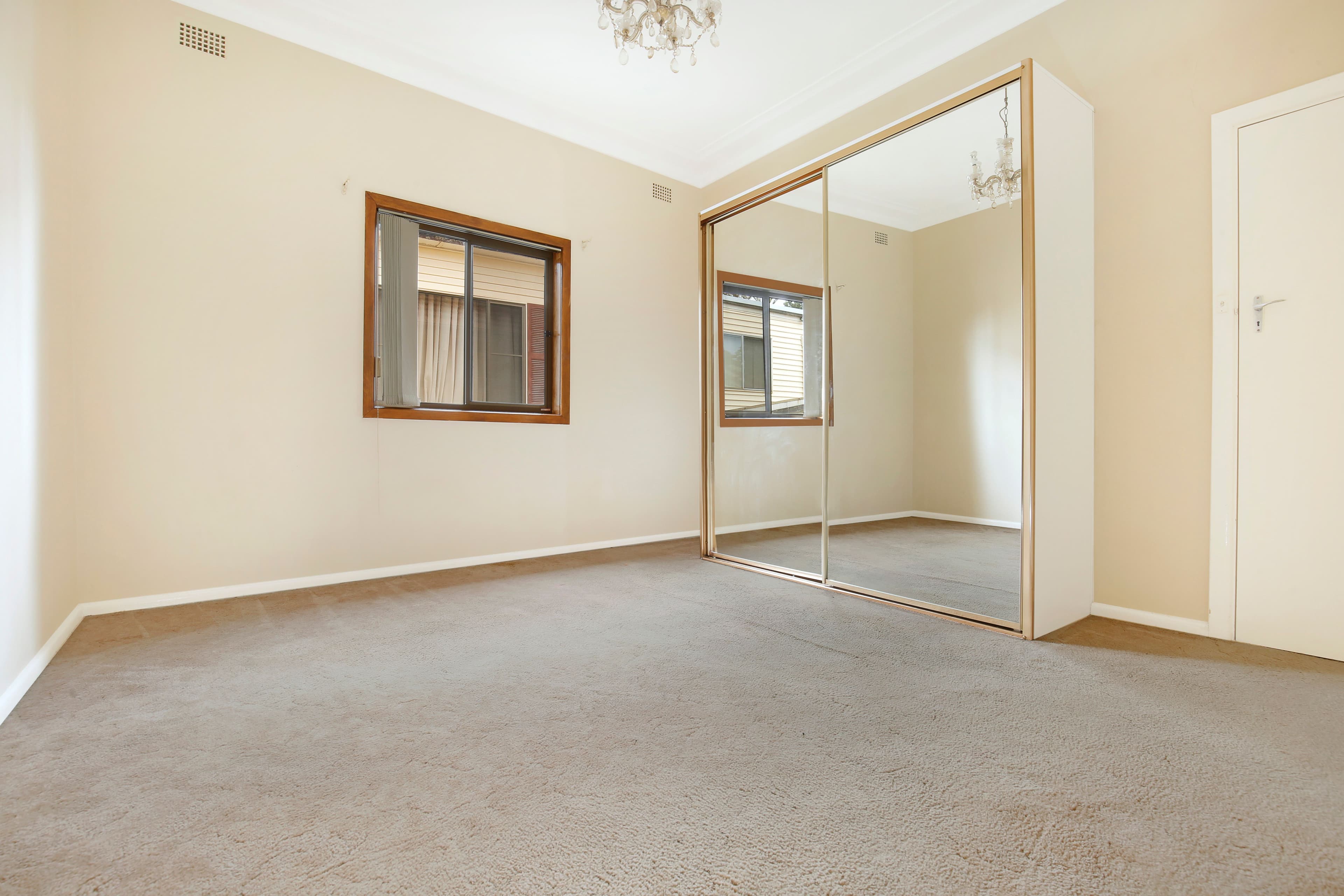 18 Auburn Parade, Cringila NSW 2502, Cringila - Thumbnail 4