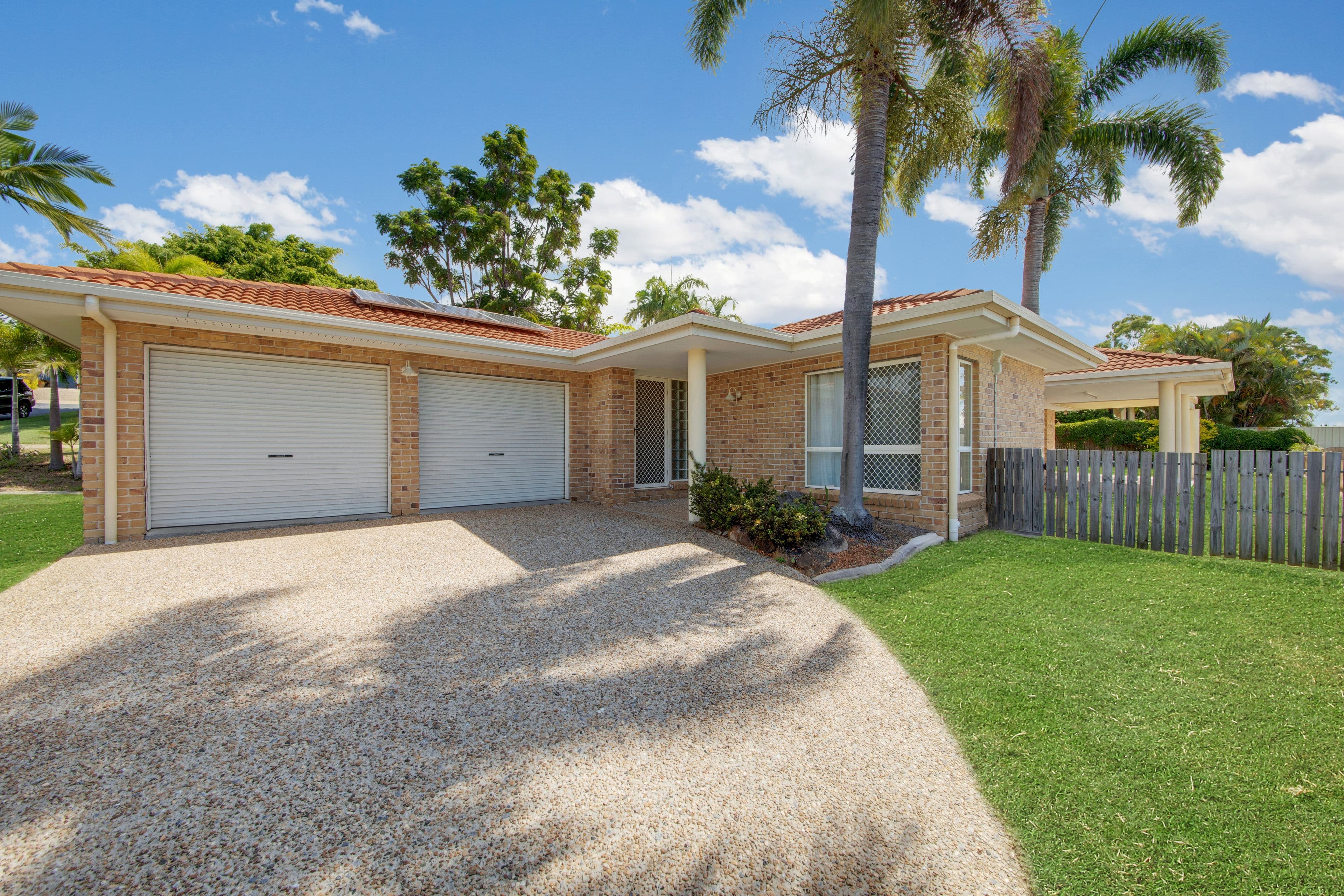 8 Fairbairn Place, Clinton QLD 4680, Clinton - Thumbnail 2