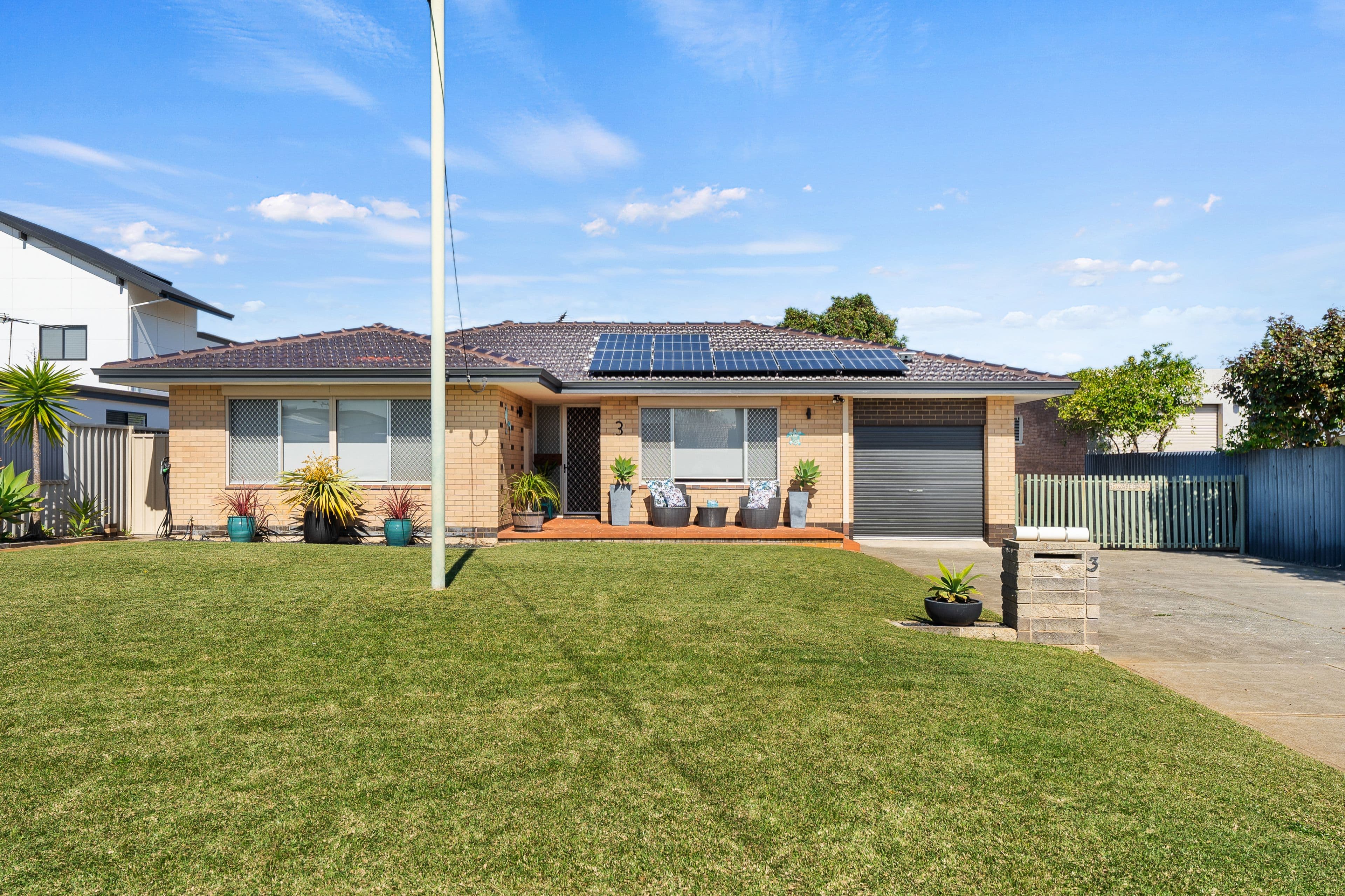 3 EDGEWATER Road, Safety Bay WA 6169, Safety Bay - Thumbnail 2