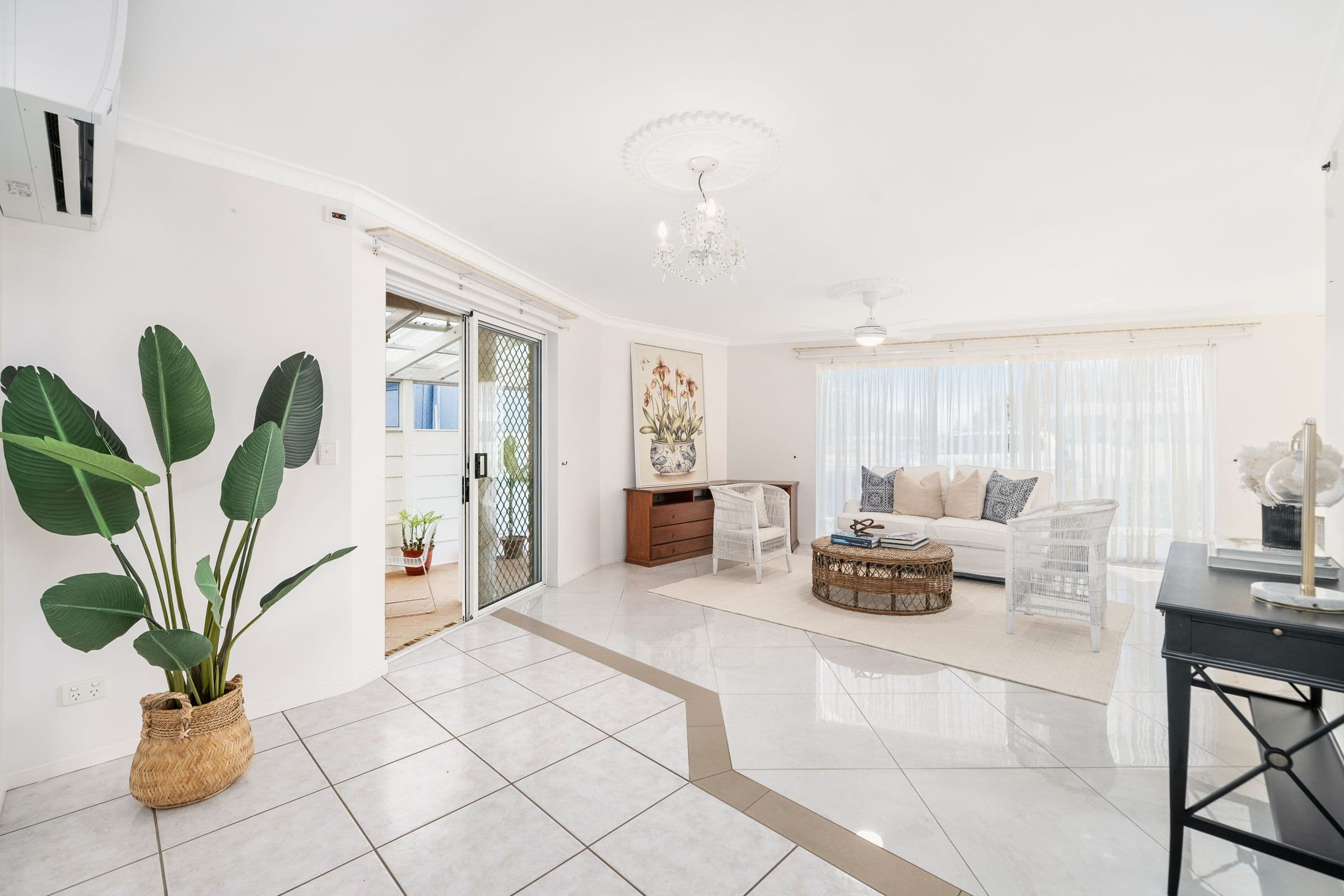 138 Hornibrook Esplanade, Clontarf QLD 4019, Clontarf - Thumbnail 2