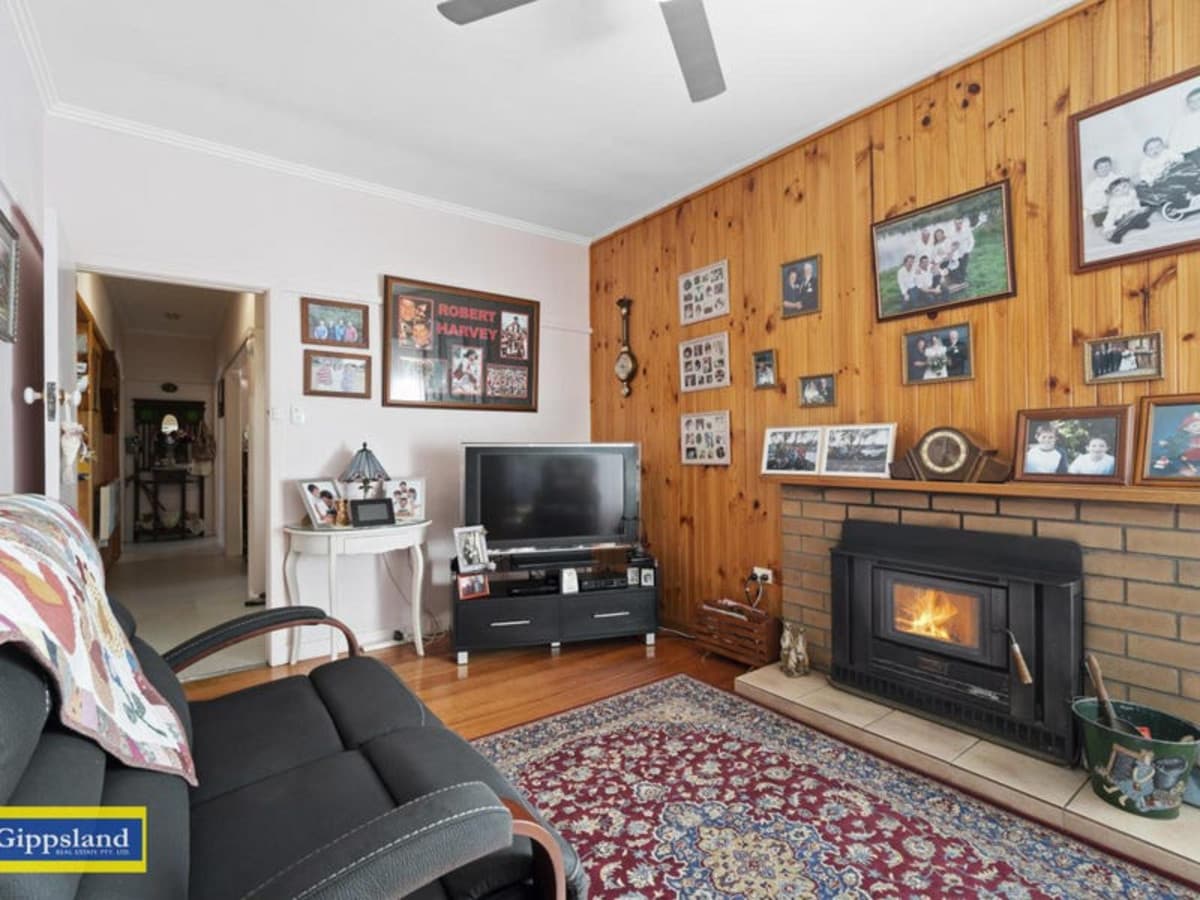 19 Gordon Street, HEYFIELD, Heyfield - Thumbnail 2