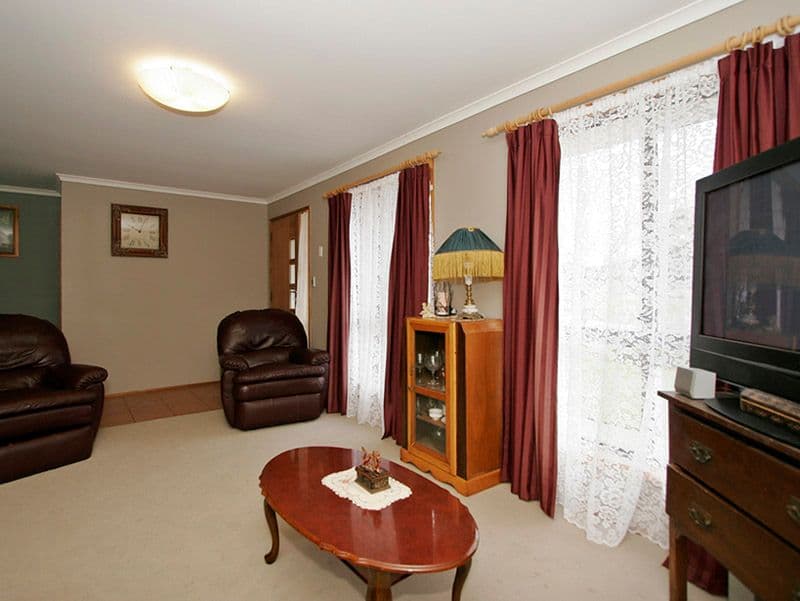 6 Esther Avenue, WOODCROFT SA 5162, Woodcroft - Thumbnail 3