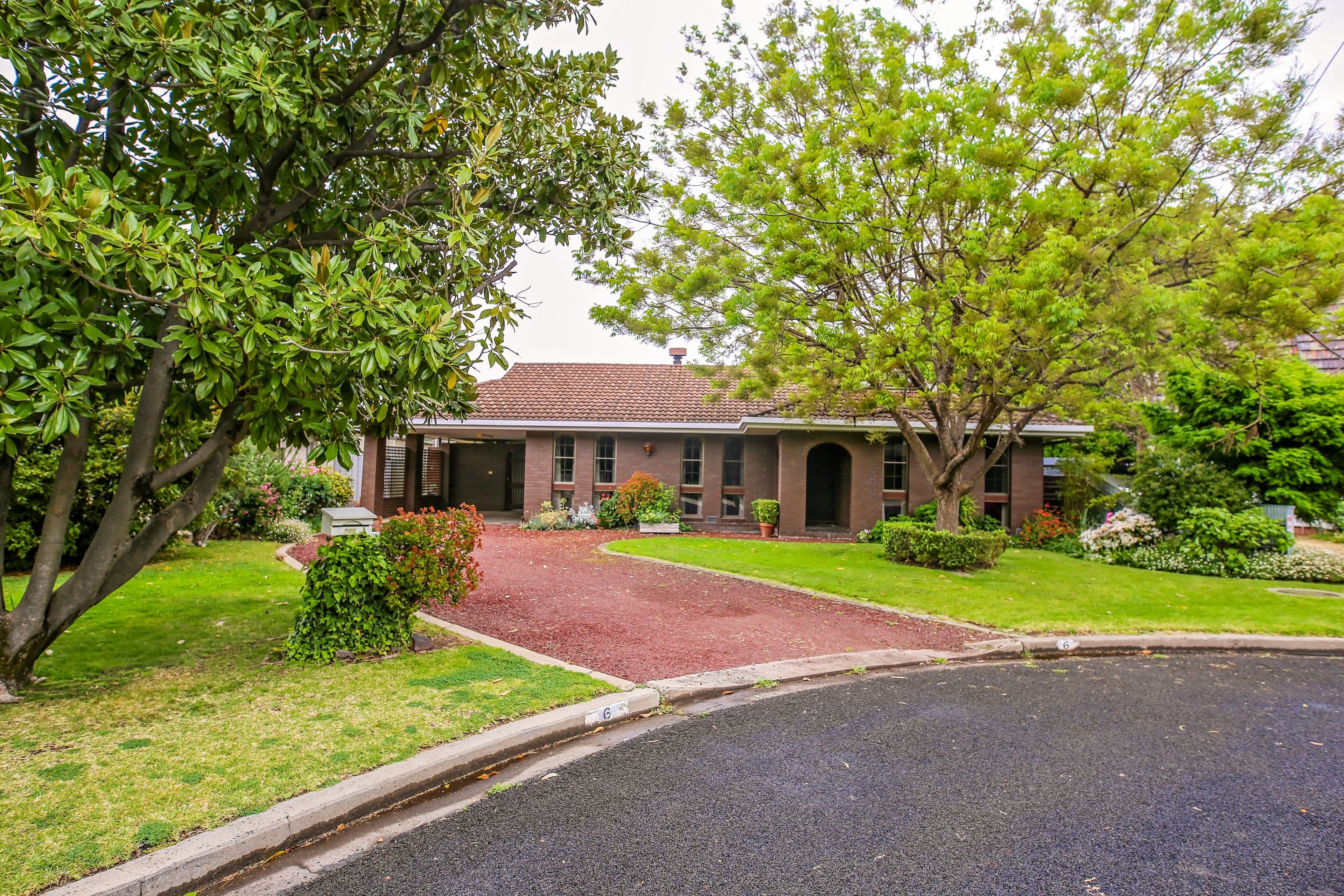 6 Wenbern Court, Deniliquin NSW 2710, Deniliquin - Image 1